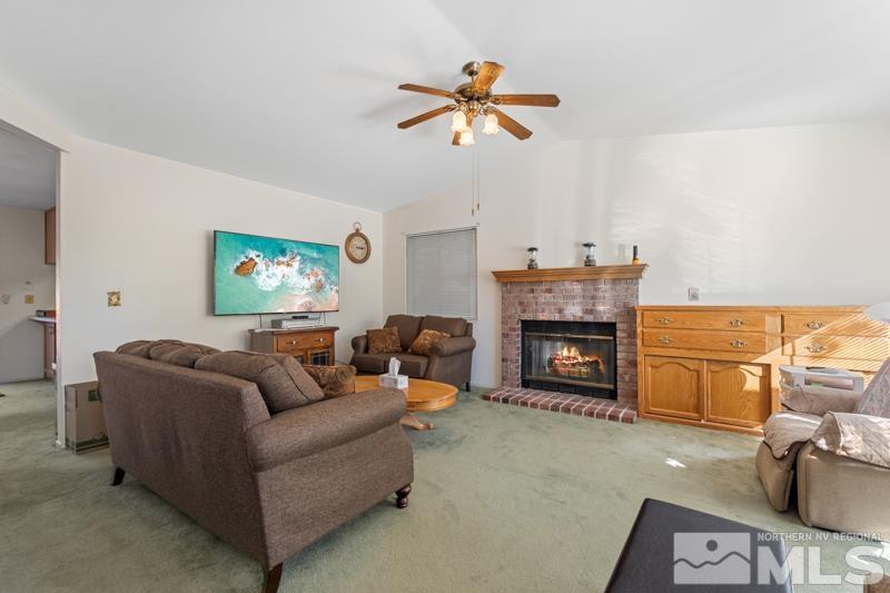 248 Woodlake Circle Property Photo 4