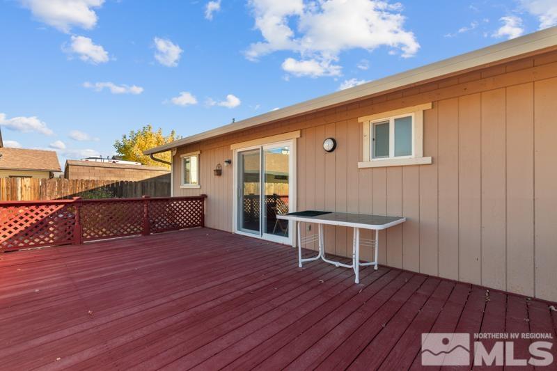 248 Woodlake Circle Property Photo 18