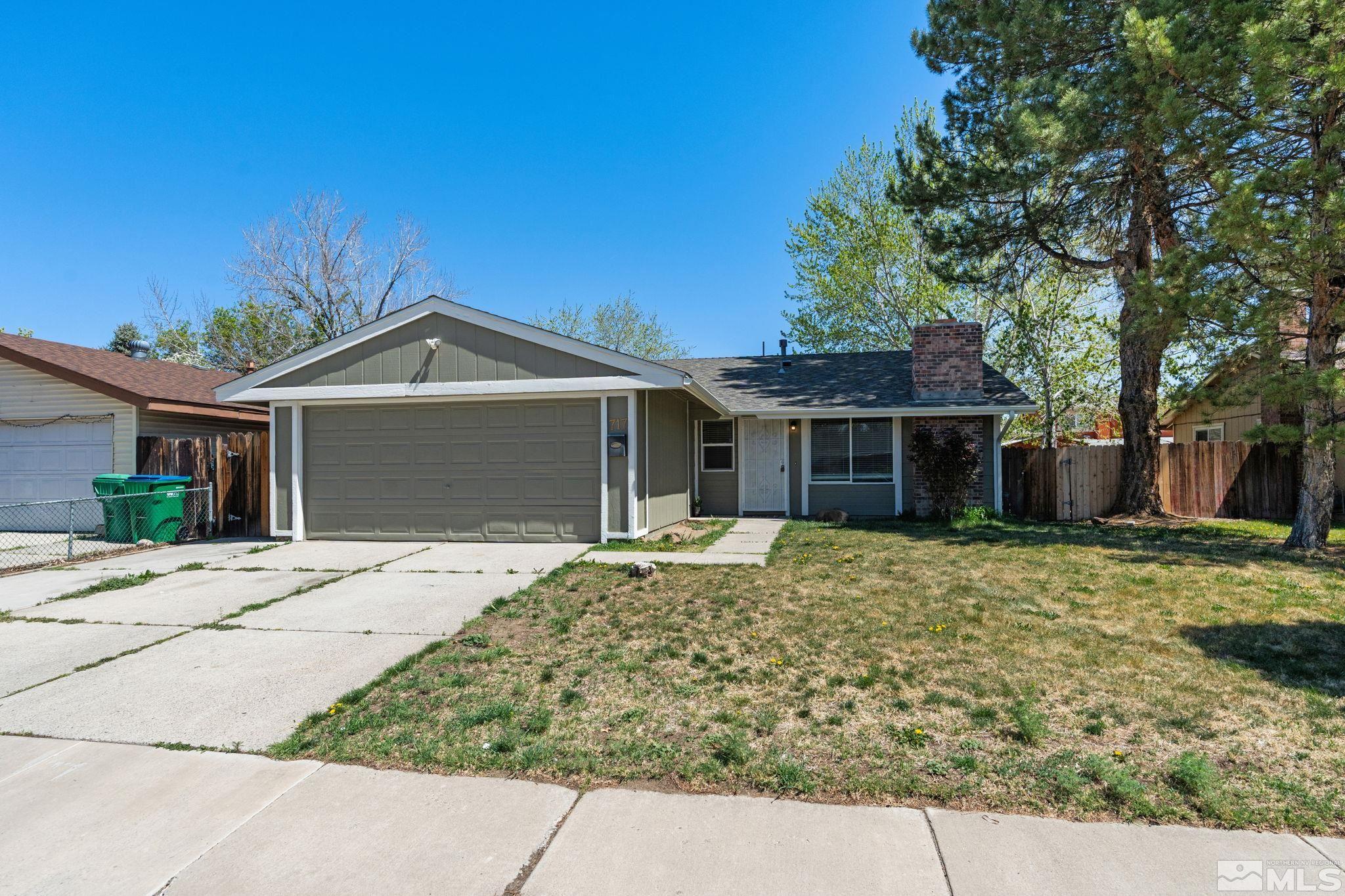 717 Glen Meadow Dr Property Photo