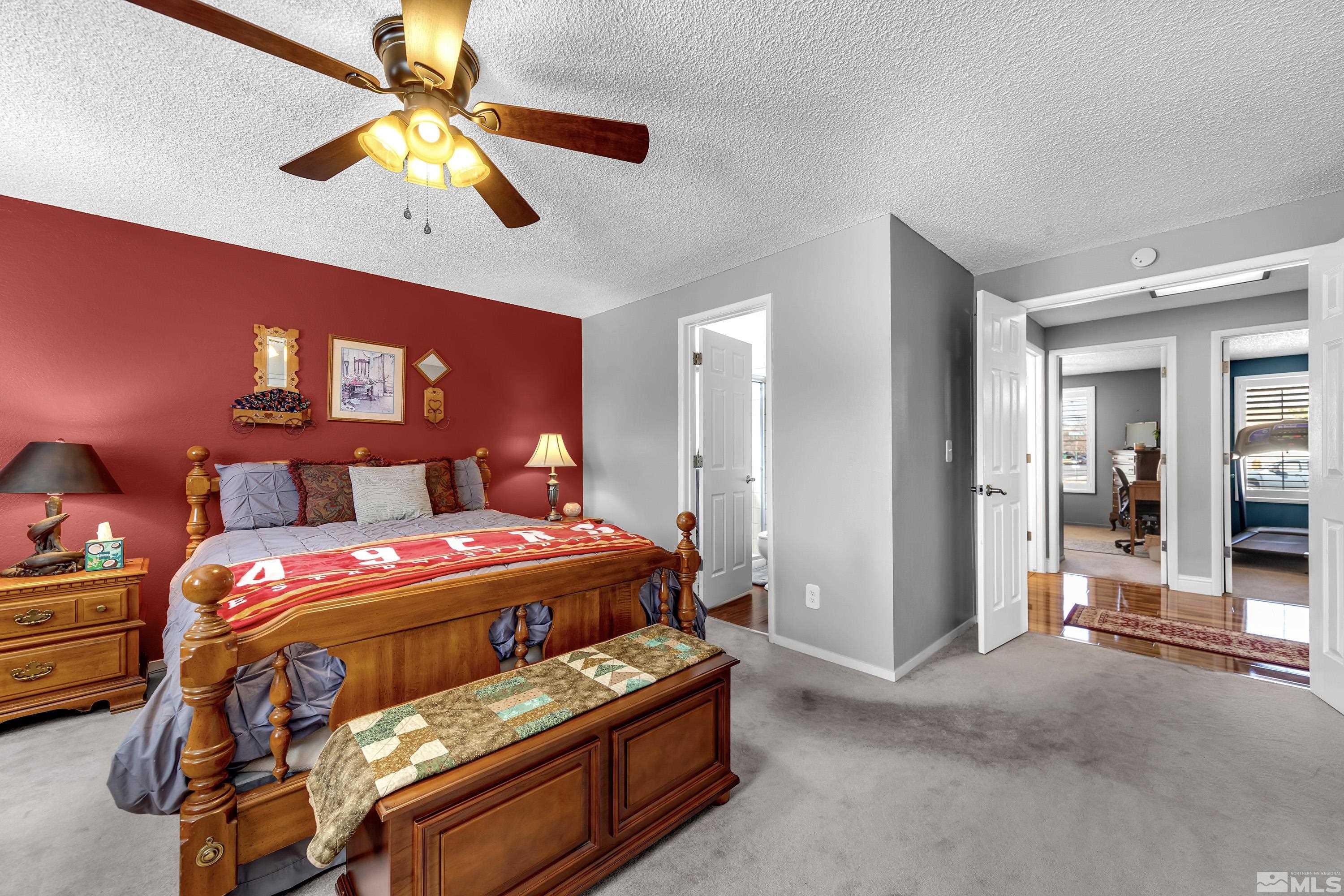 4900 Spring Dr Property Photo 25