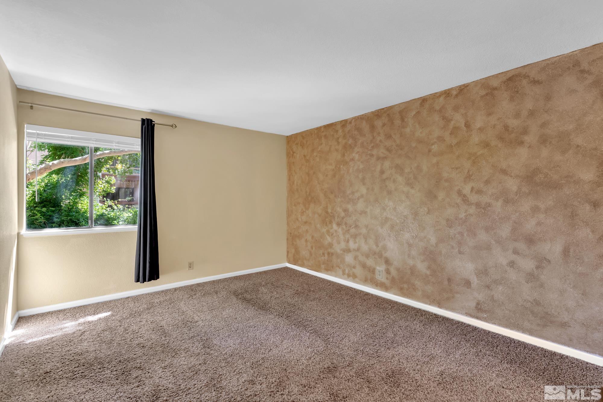1000 Beck St Property Photo 12