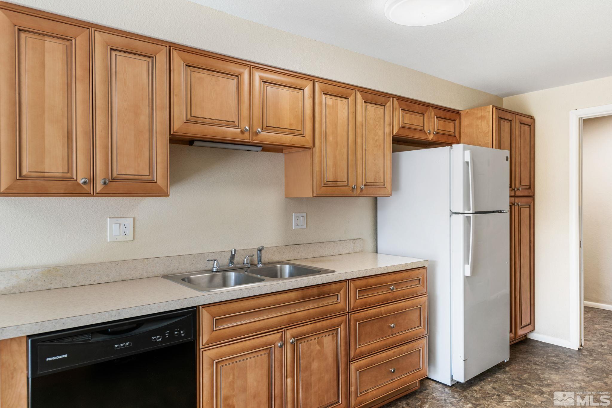 3924 Pheasant Drive Property Photo 20
