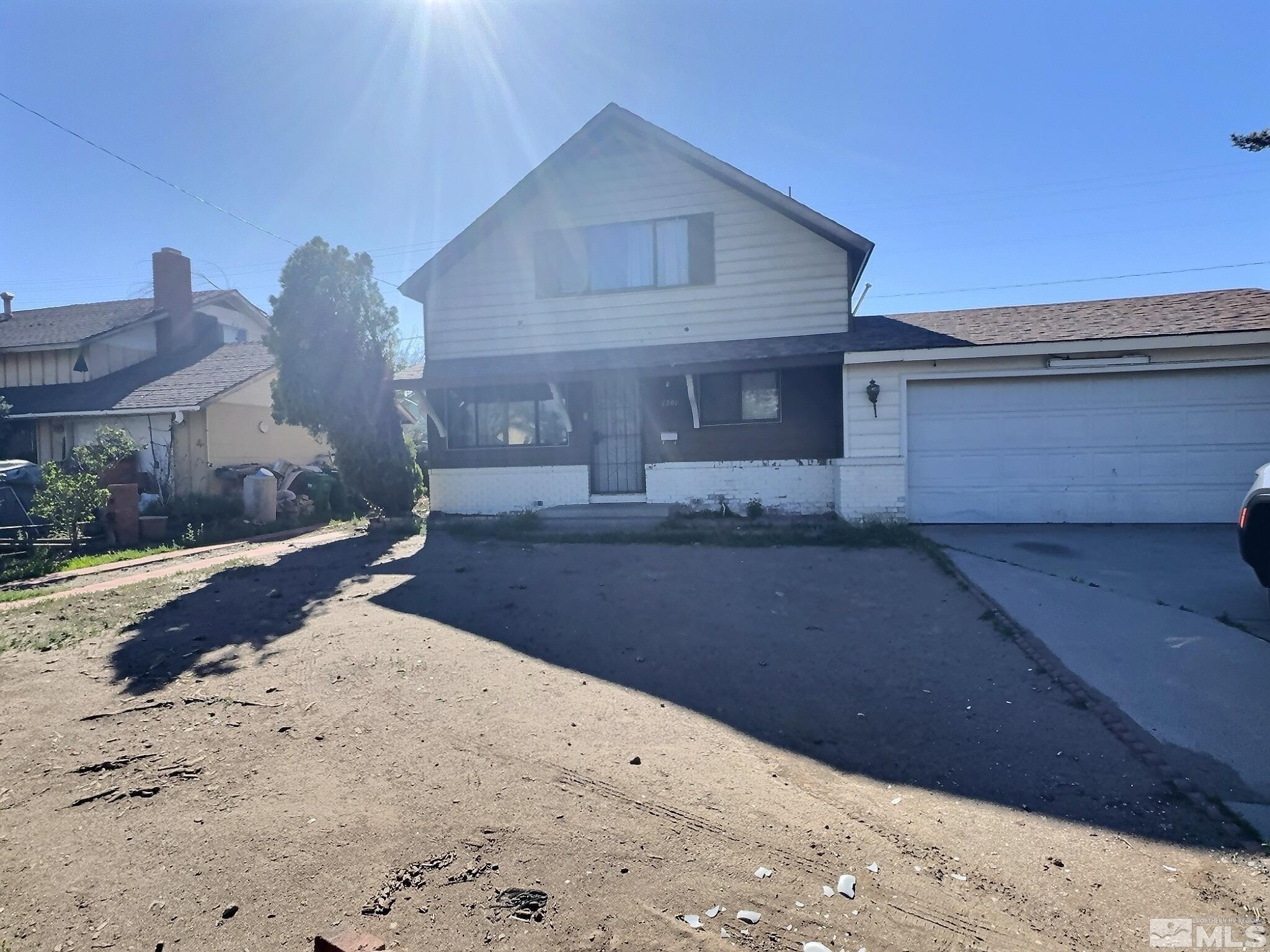 1201 Silverada Blvd Property Photo 2