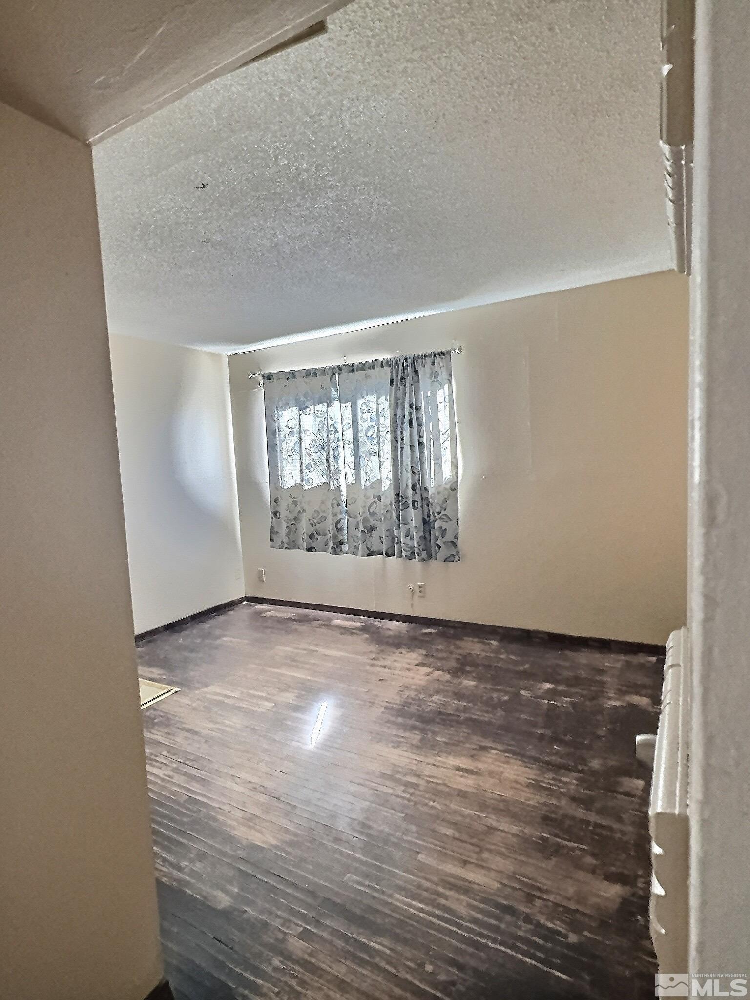 1201 Silverada Blvd Property Photo 8