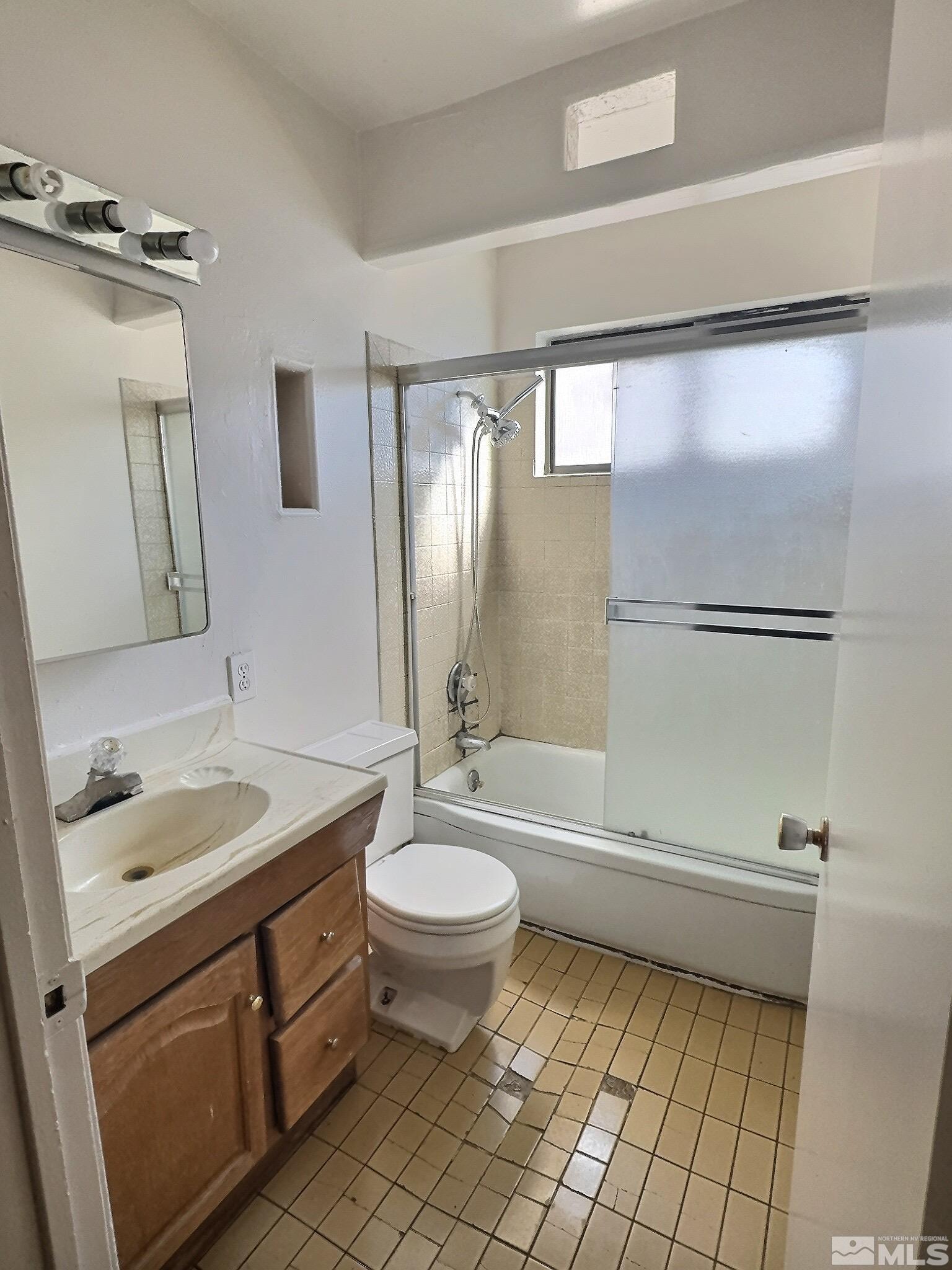 1201 Silverada Blvd Property Photo 10