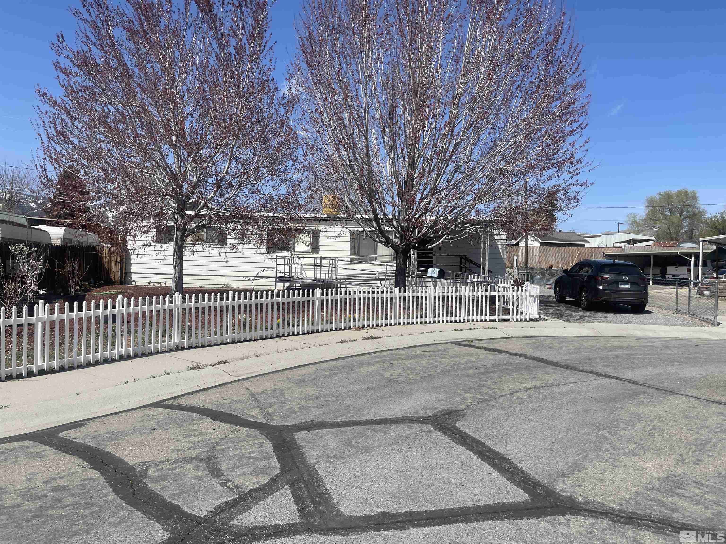 16 Kit Sierra Loop Property Photo