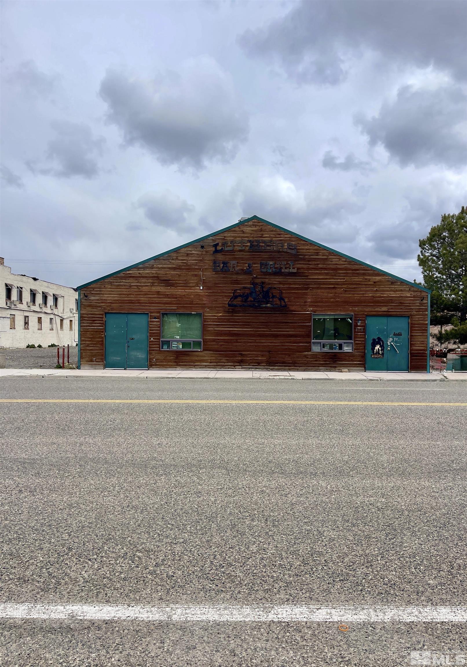 479 6th Street Property Photo
