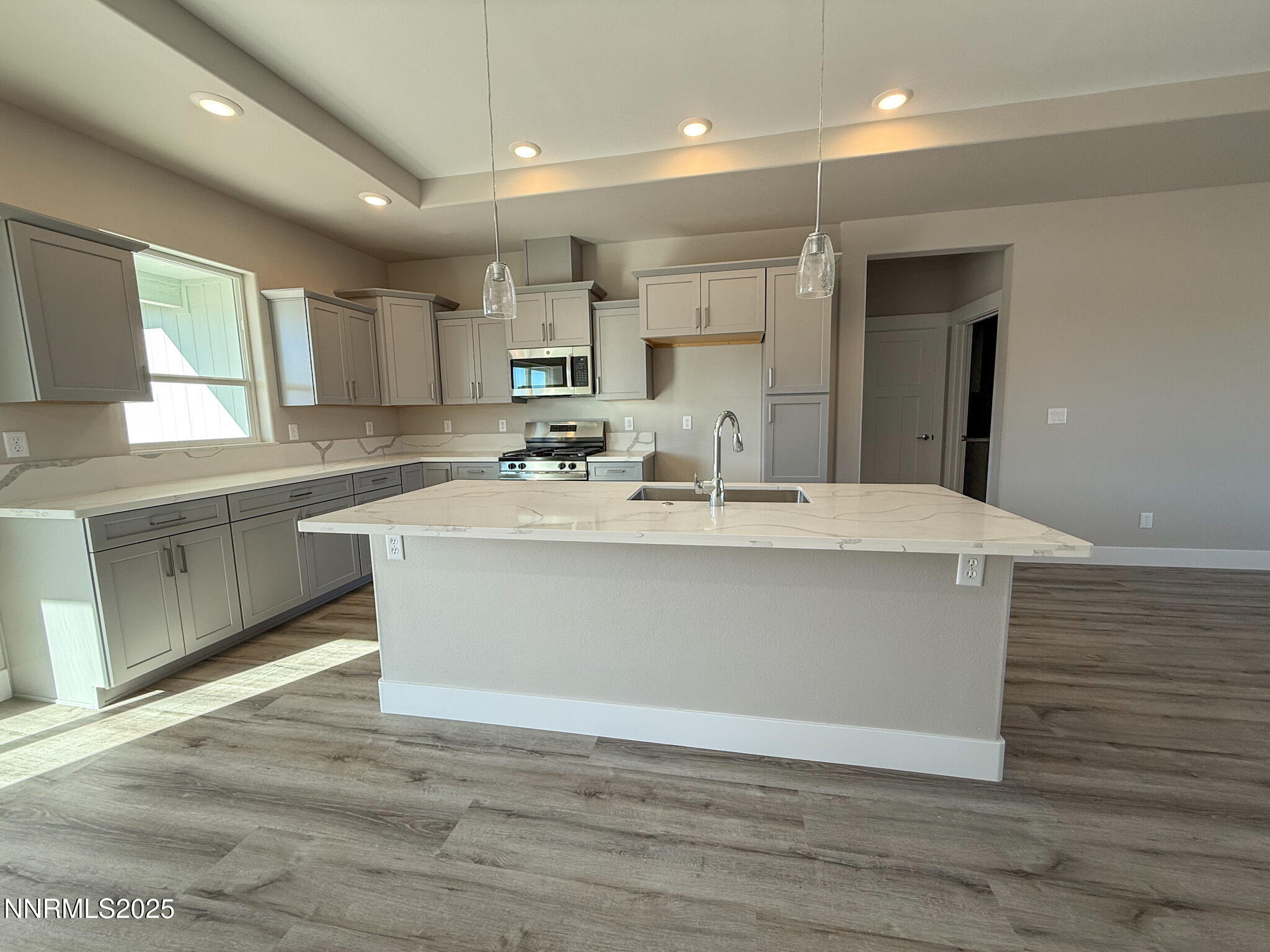 917 Saltbrush Property Photo 3