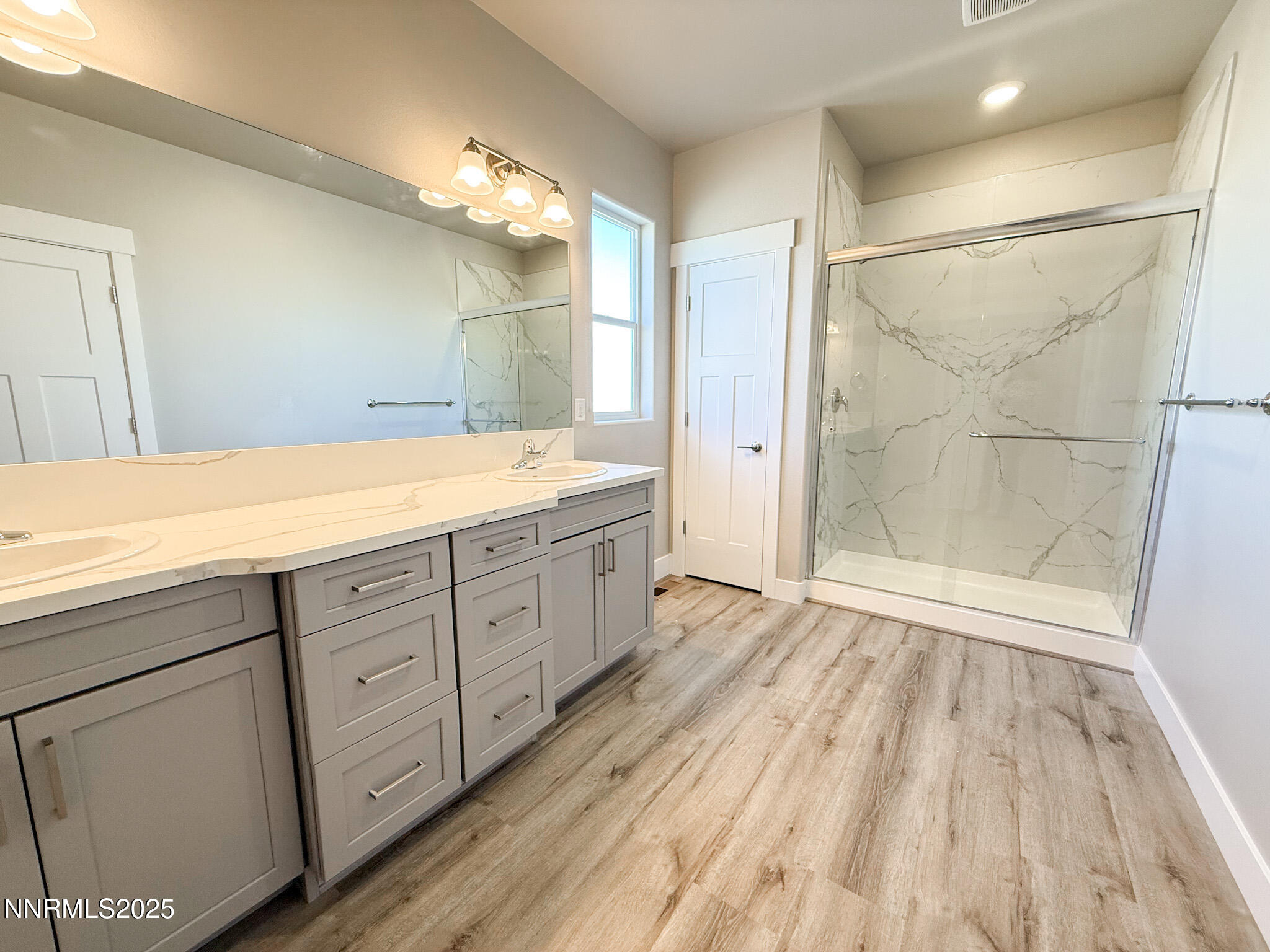 917 Saltbrush Property Photo 7