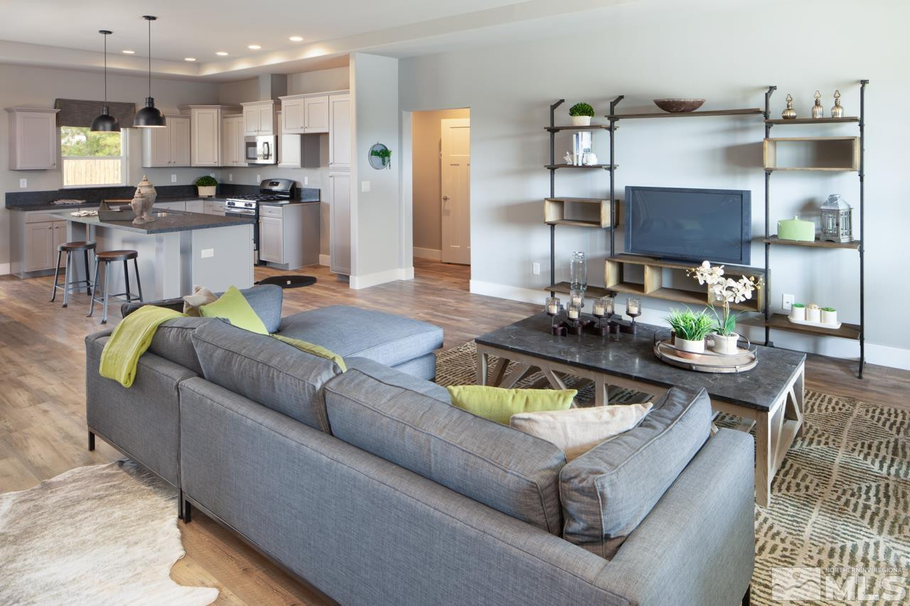 917 Saltbrush Property Photo 11