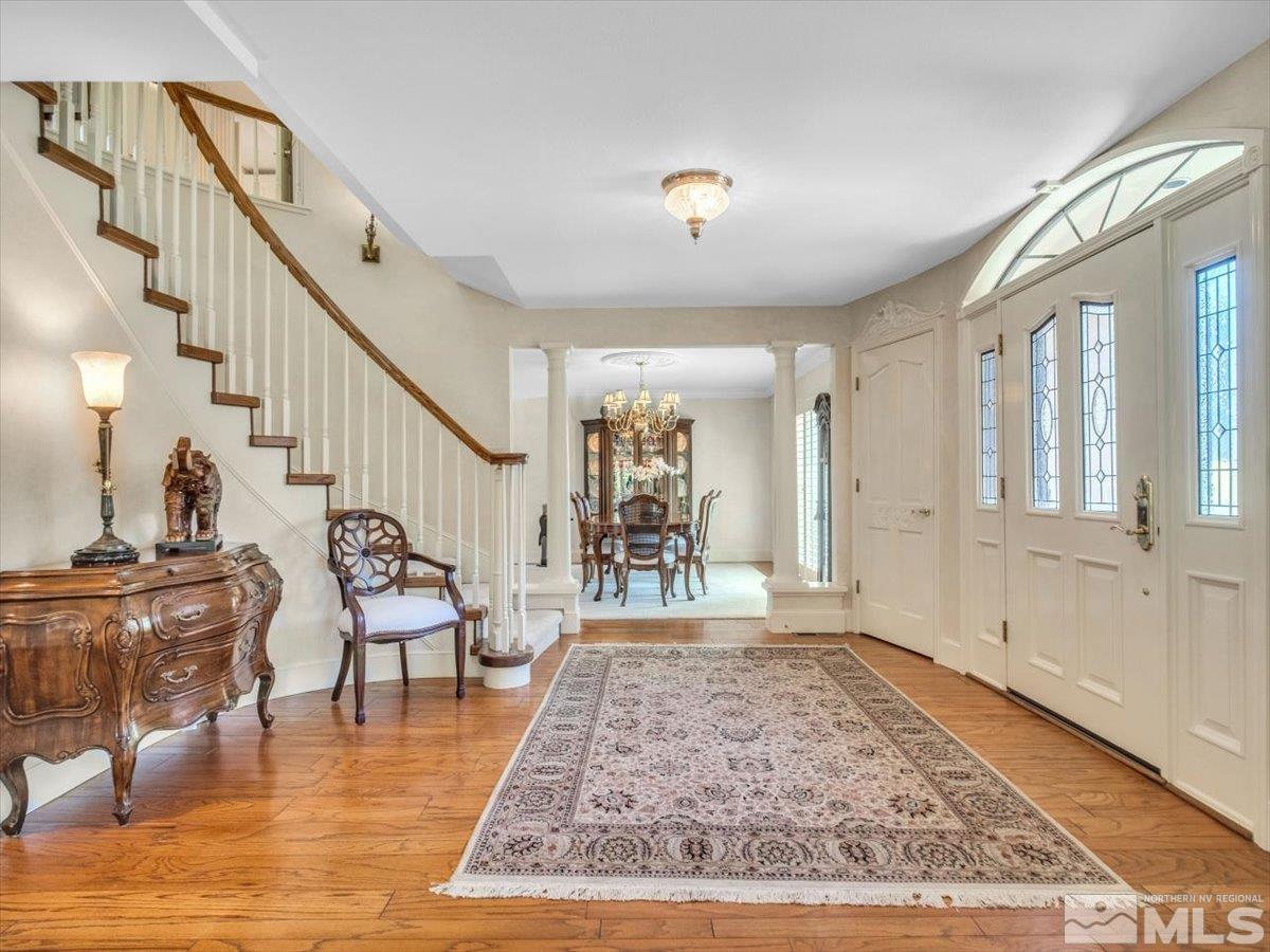 2424 Manhattan Property Photo 17