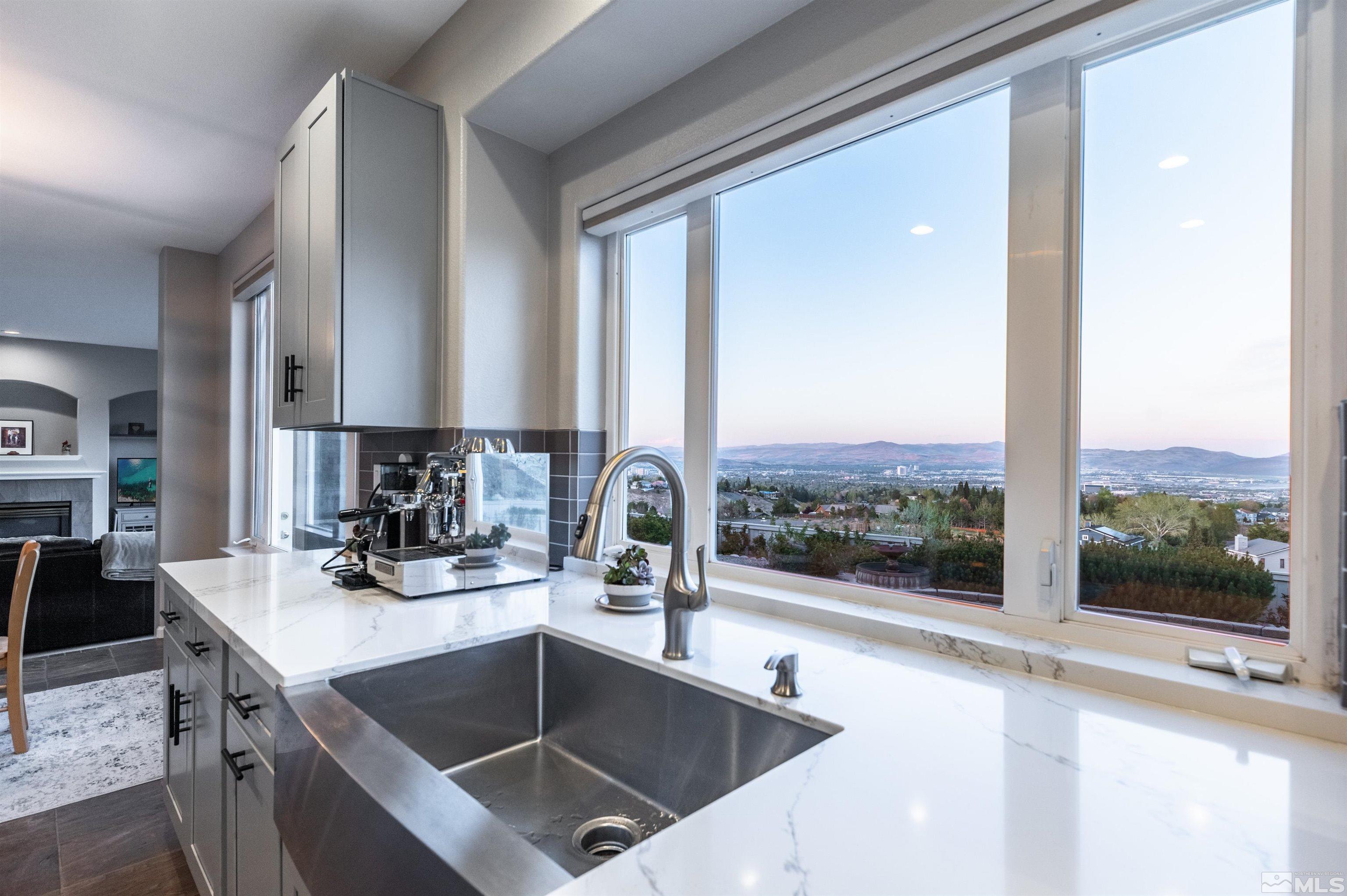 4700 Aberfeldy Road Property Photo 17