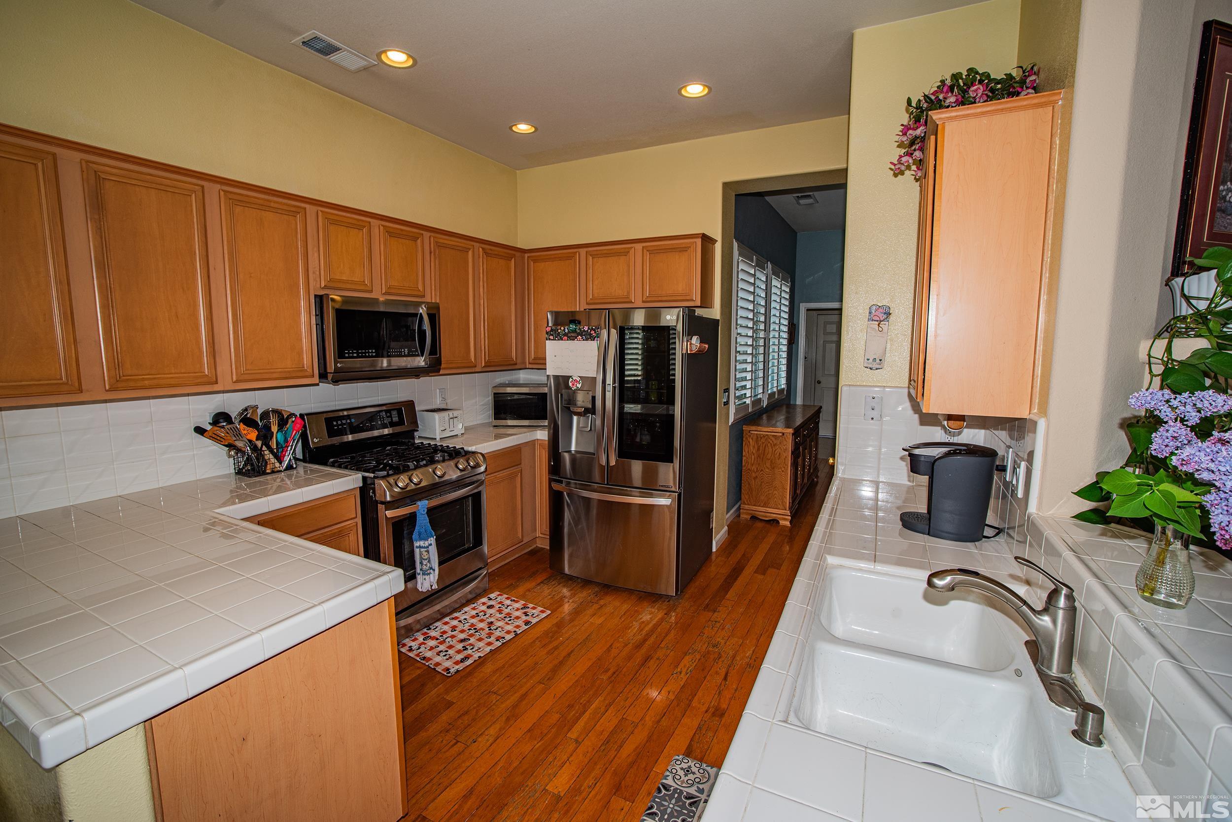 10660 Sterling Ridge Way Property Photo 11