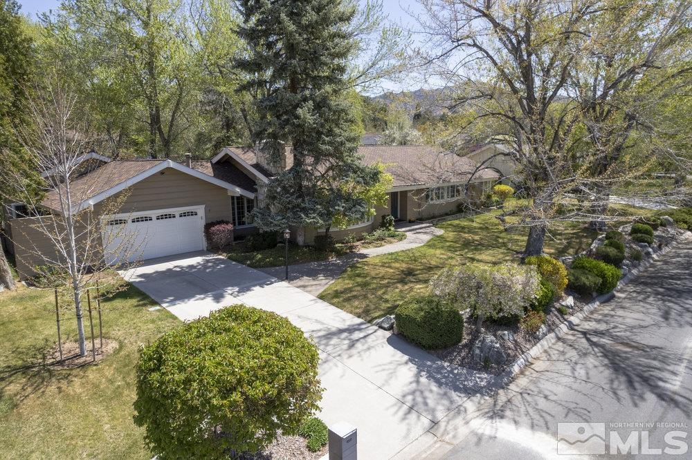 2400 Piping Rock Dr Property Photo