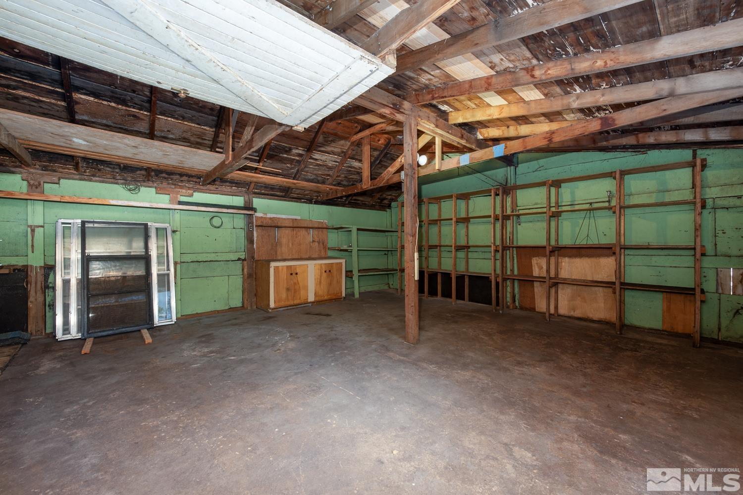 525 W Spear St Property Photo 34
