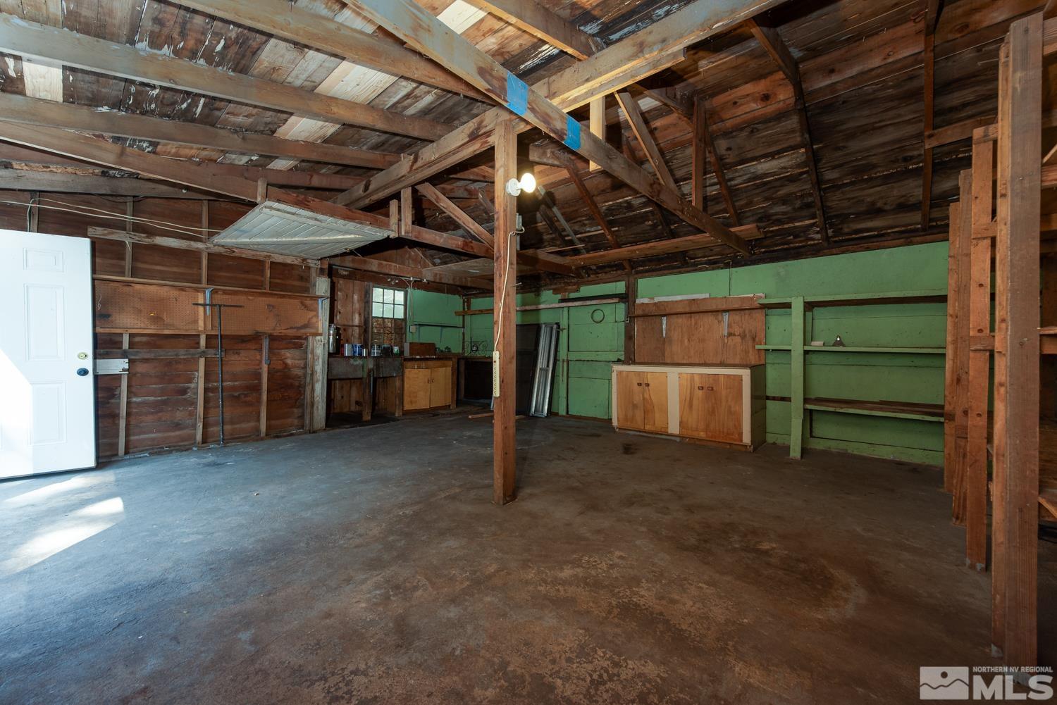 525 W Spear St Property Photo 35