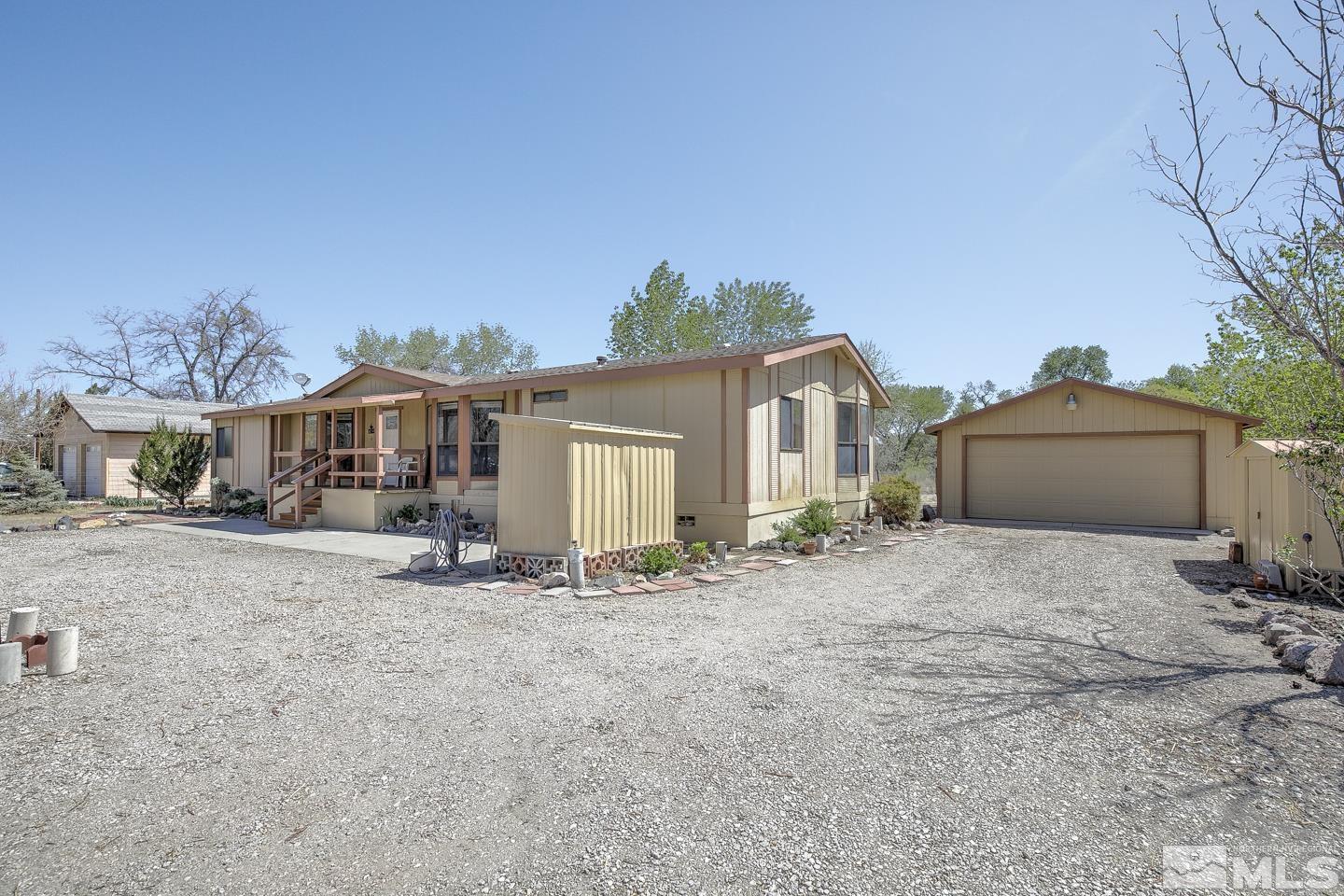 1405 River View Drive Property Photo 2