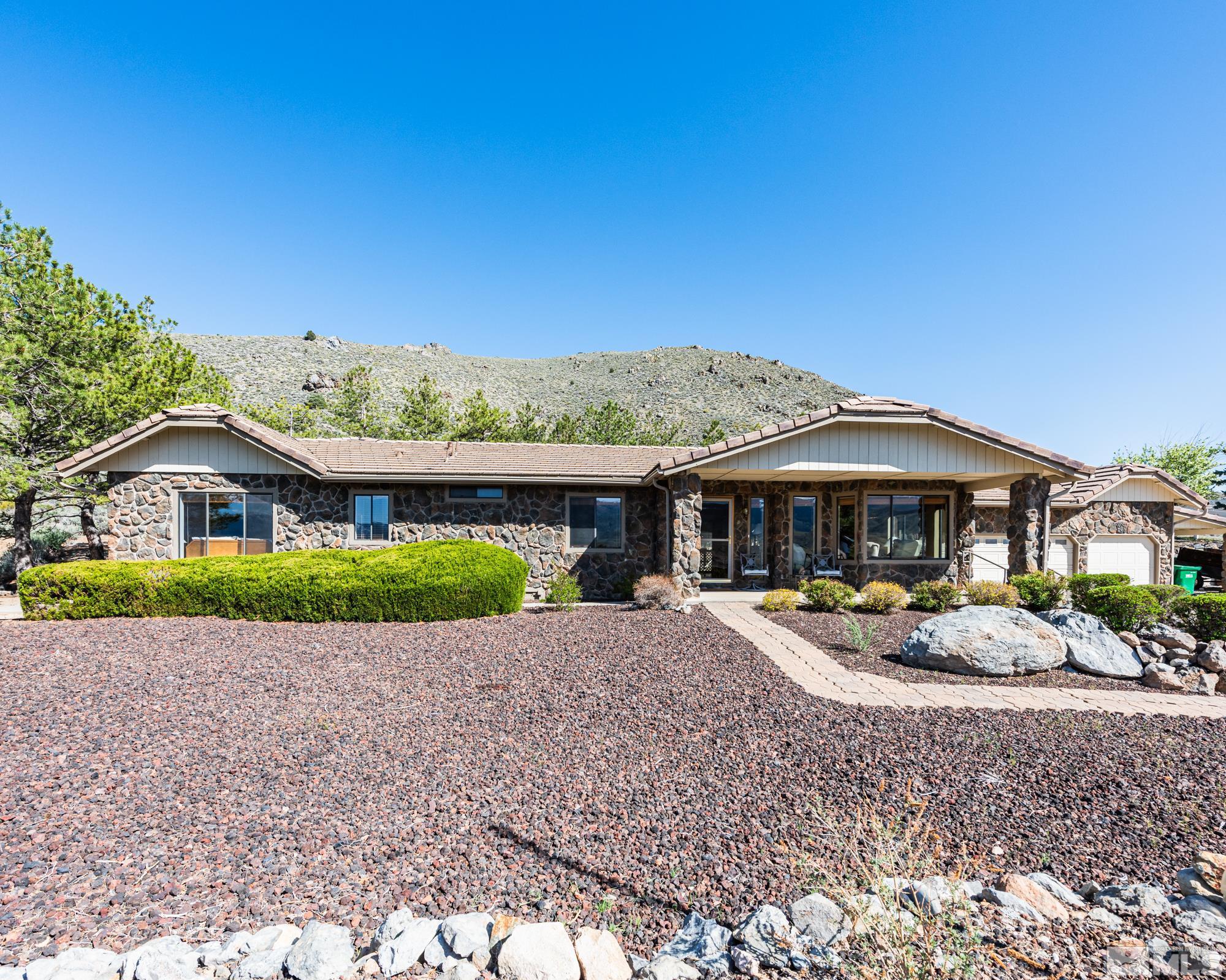 2411 Gentry Lane Property Photo