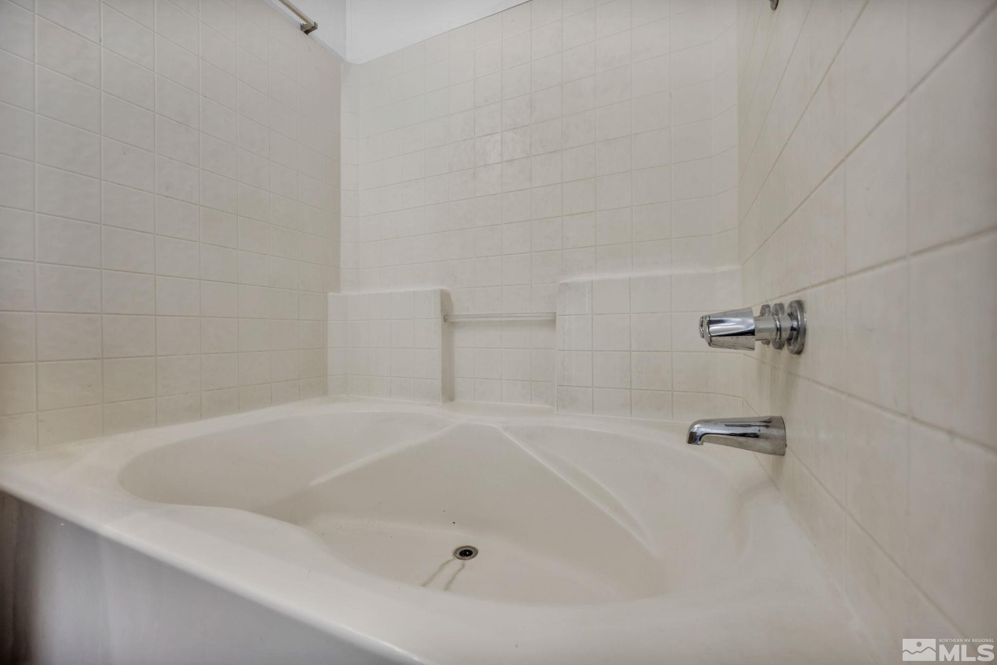 613 Magnetic Way Property Photo 35