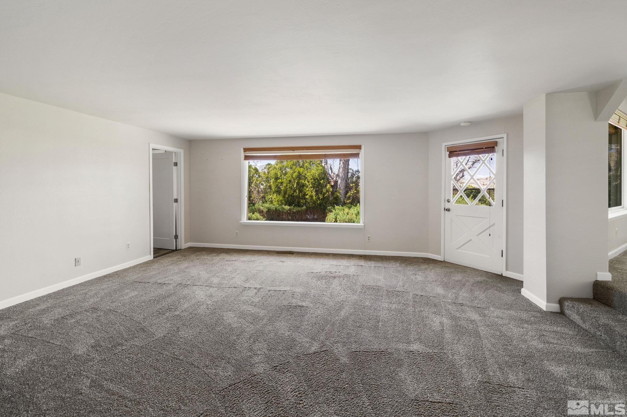 9499 Wigwam Way Property Photo 12