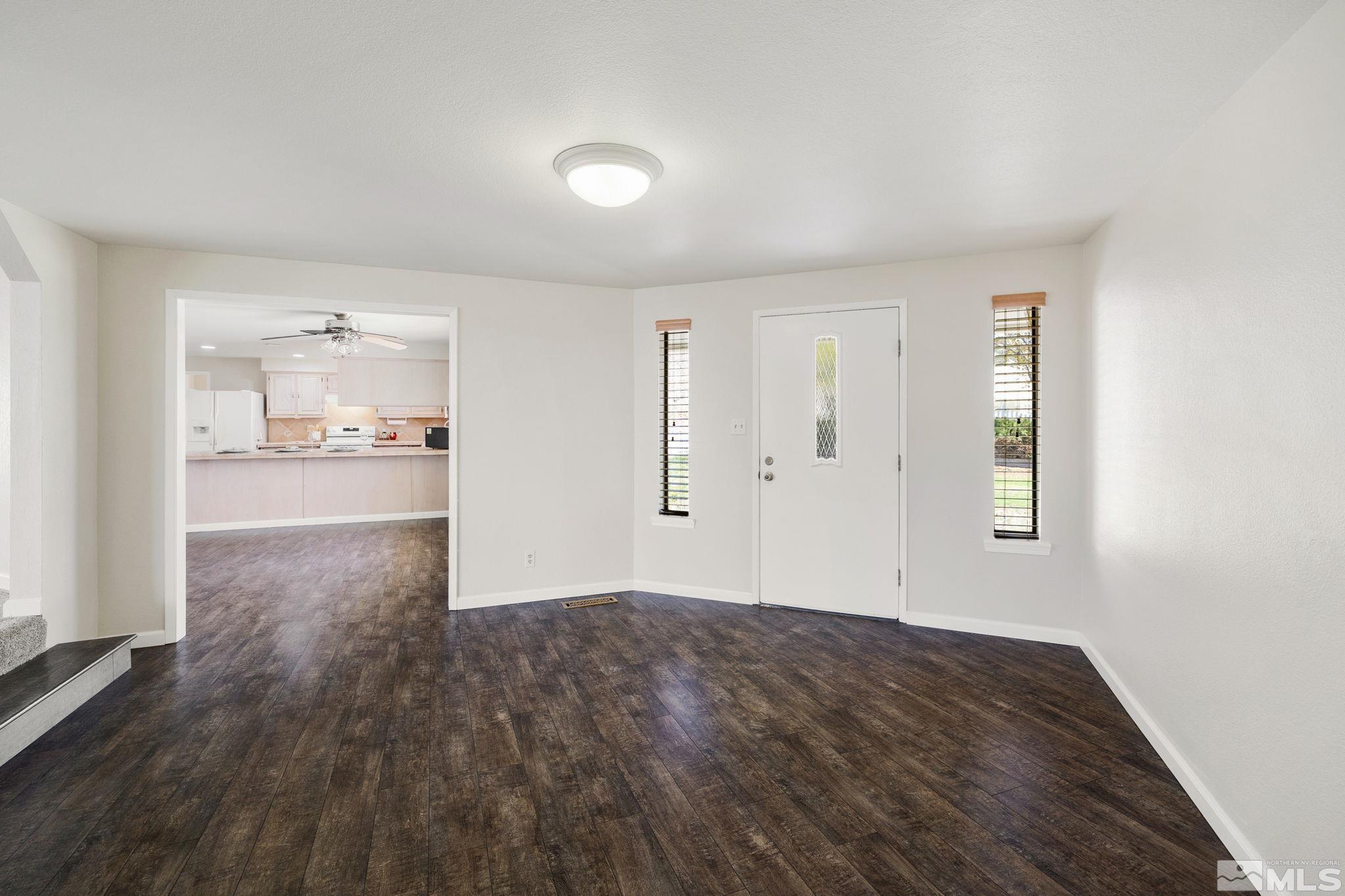 9499 Wigwam Way Property Photo 16