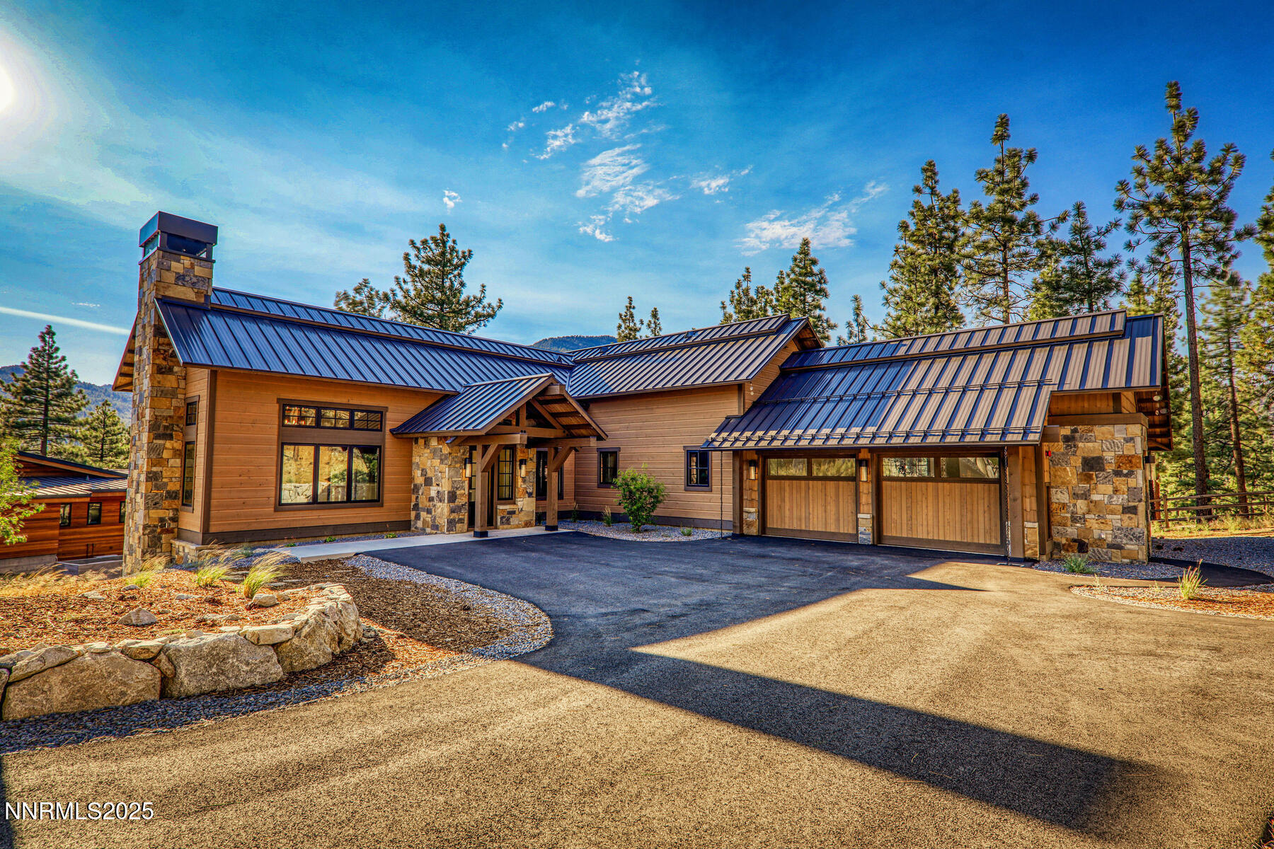 534 Headwaters Way Property Photo 1