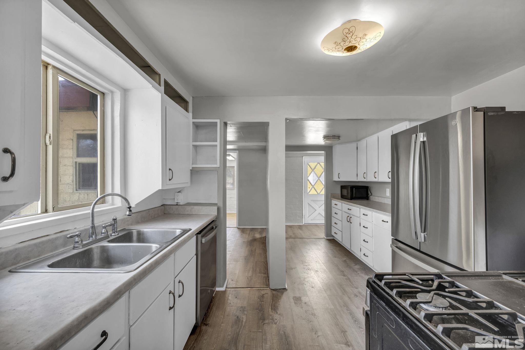 Undefined Property Photo 29