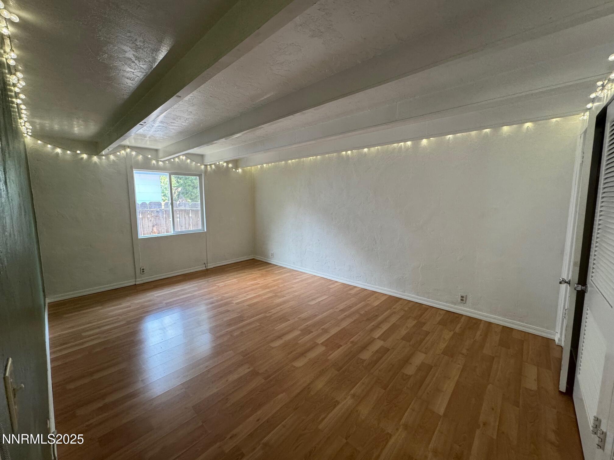 215 N Roop Street Property Photo 10
