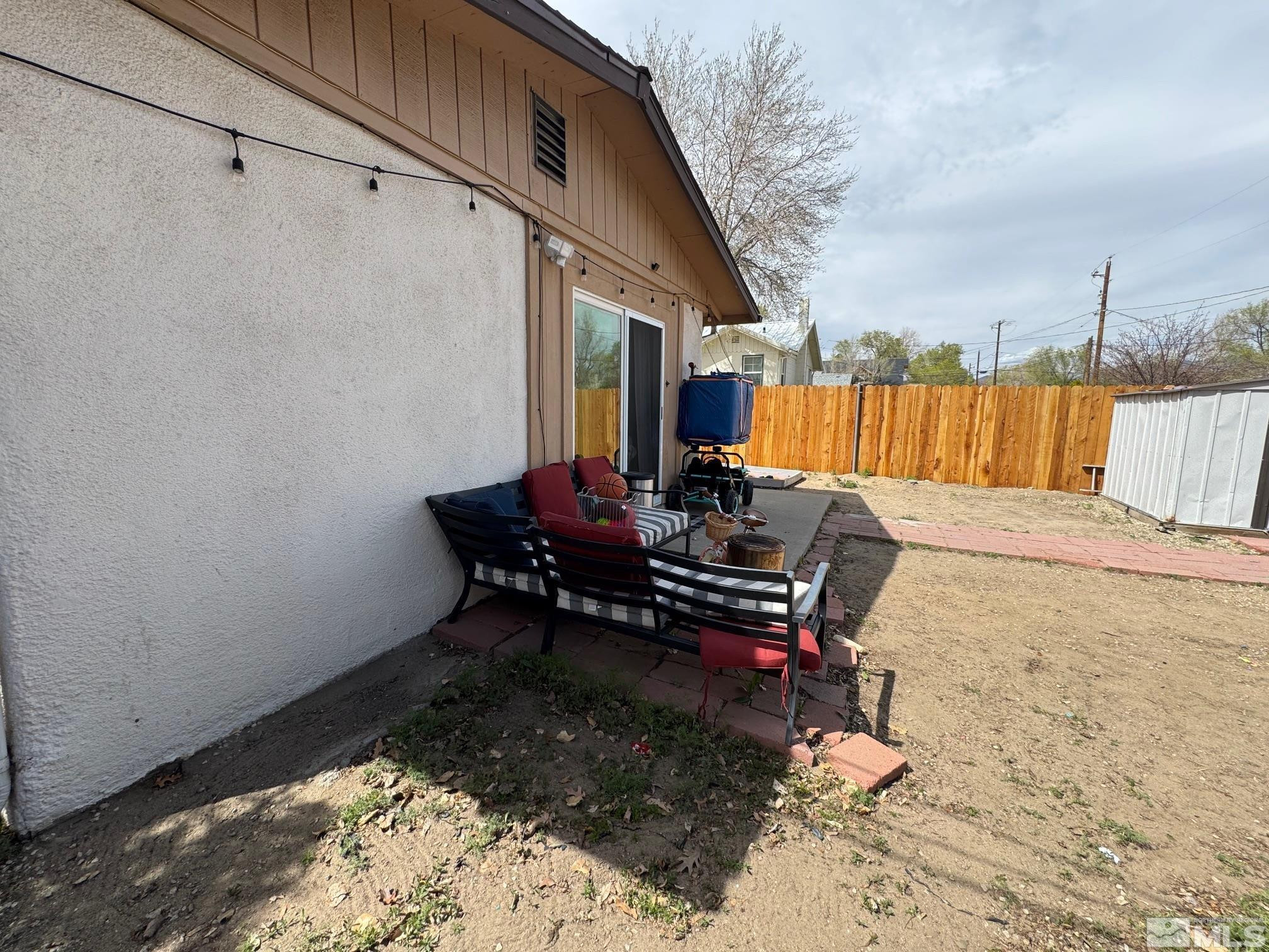 215 N Roop Street Property Photo 20