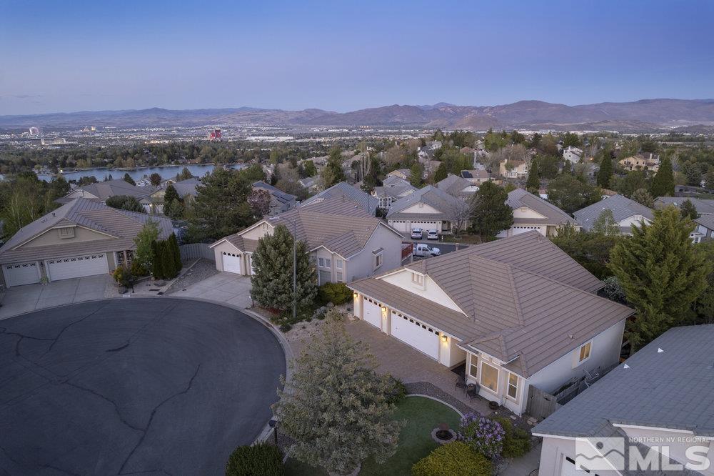 6238 Golden Meadow Road Property Photo 2