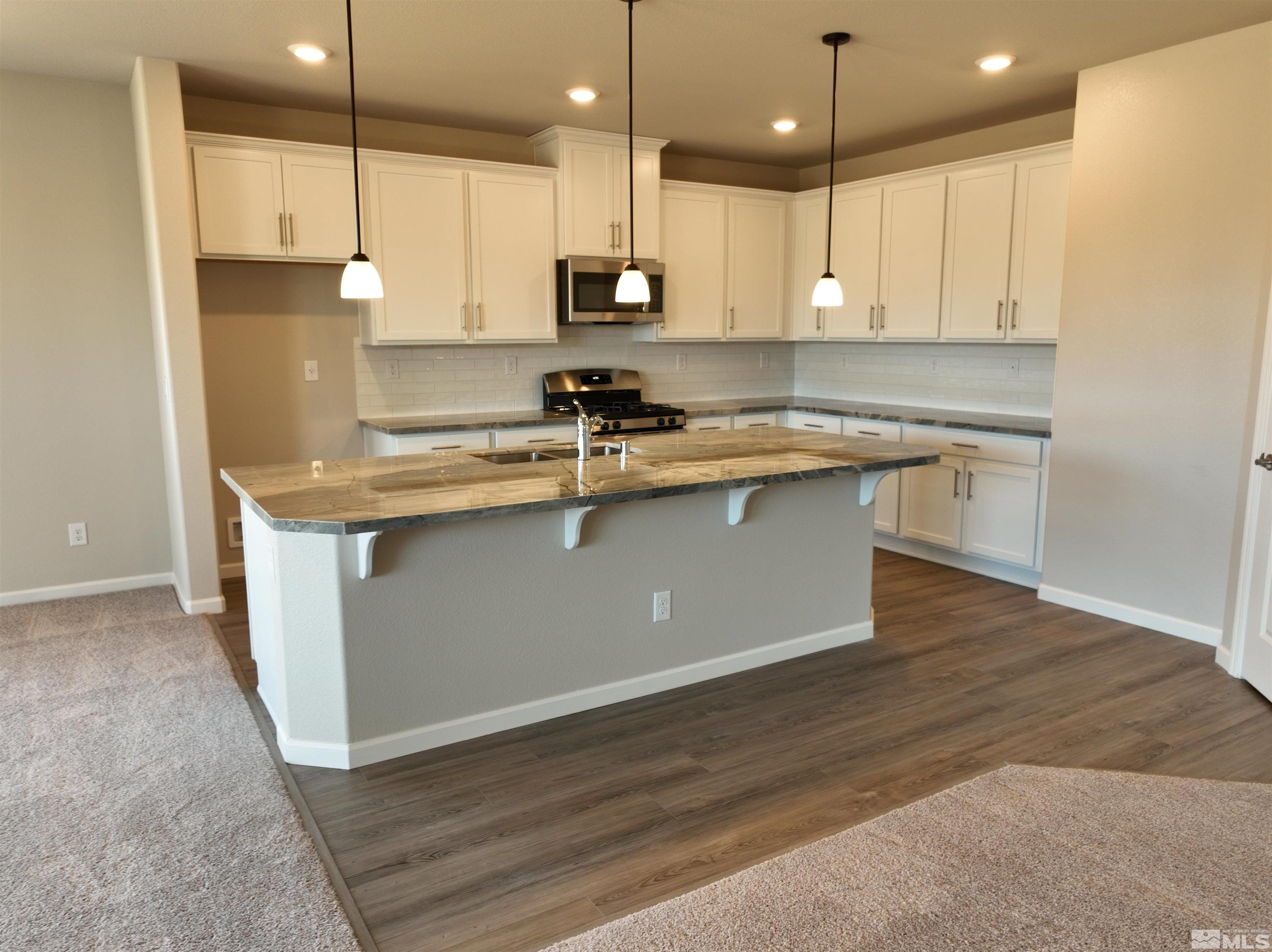 2215 Cloud Berry Drive Property Photo 4