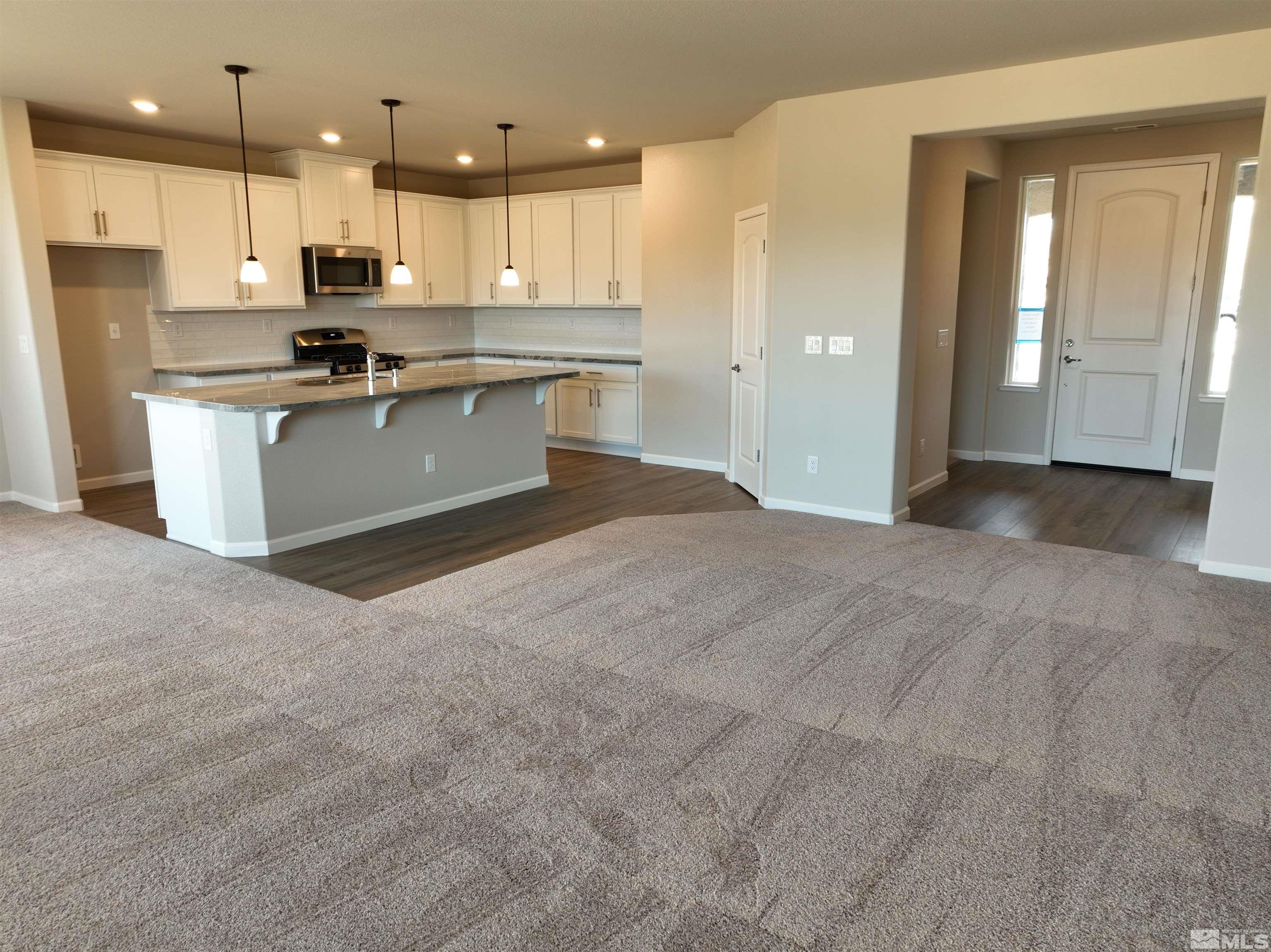2215 Cloud Berry Drive Property Photo 5