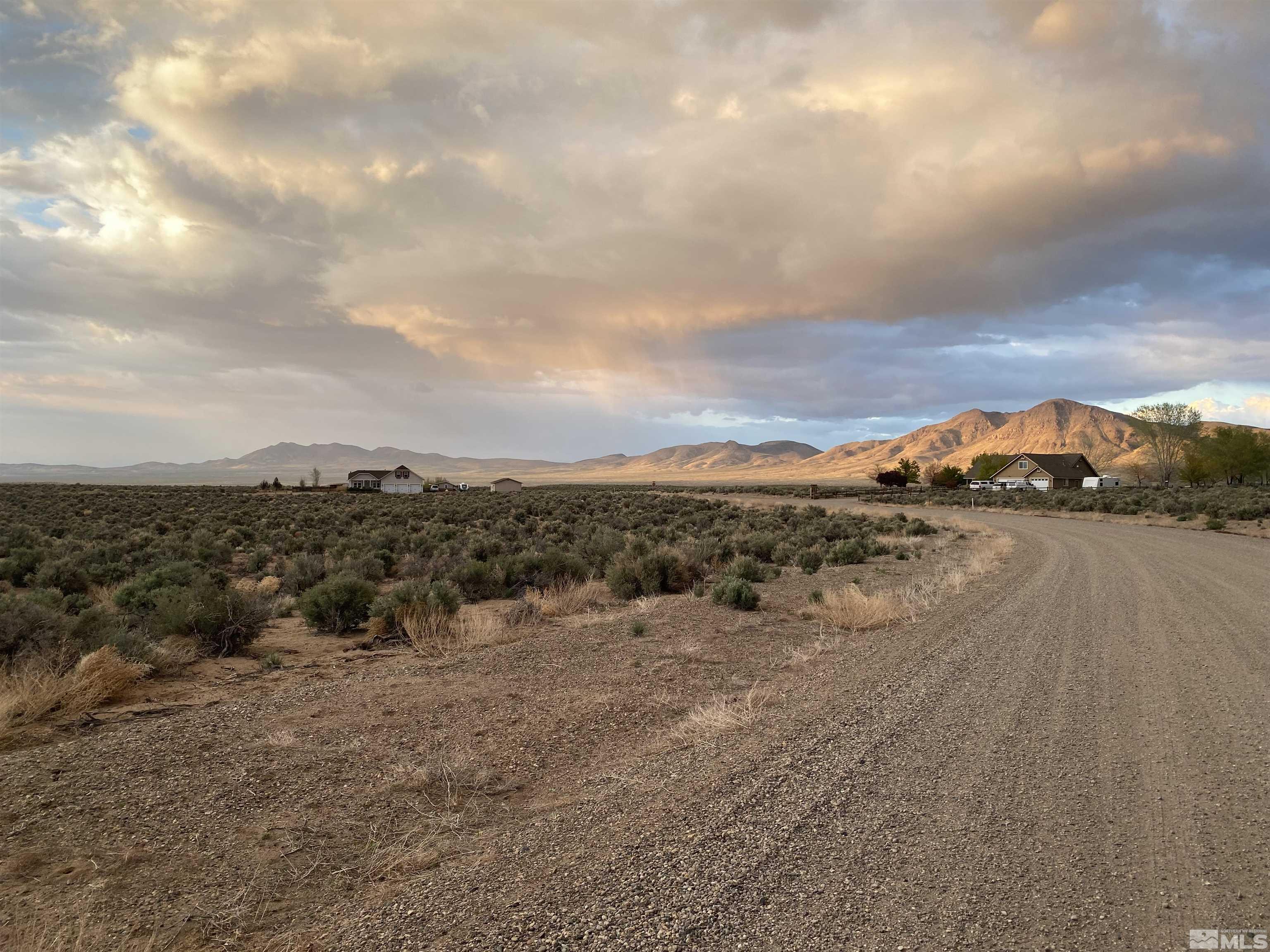 360 Ludwig Property Photo