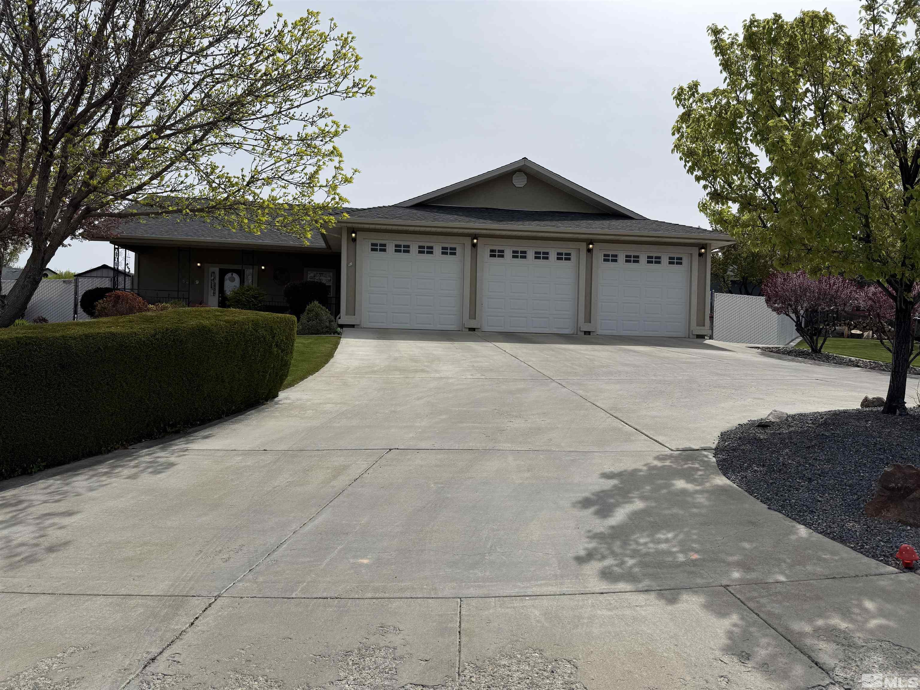 1939 Midas Dr Property Photo