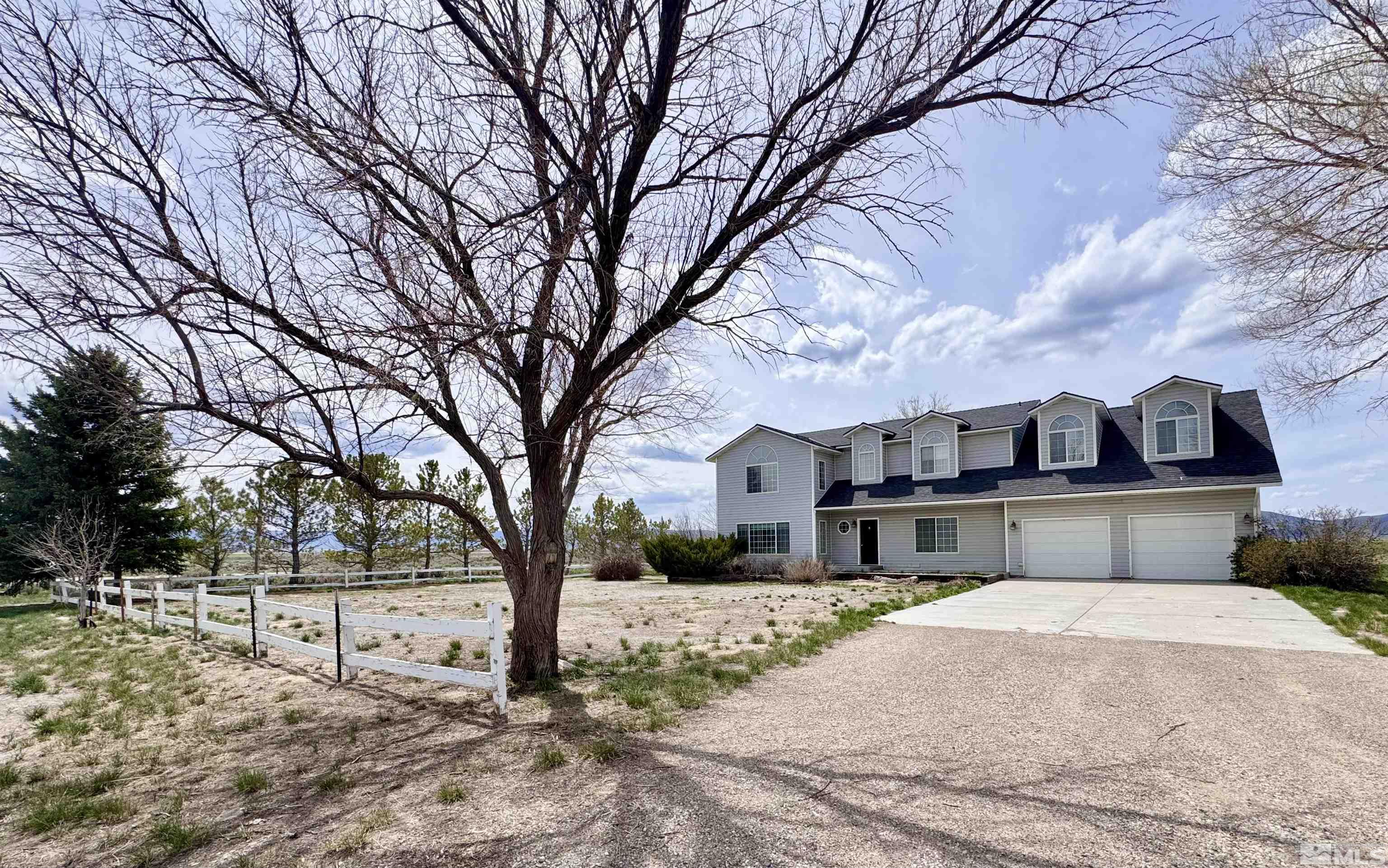 Undefined Property Photo 1