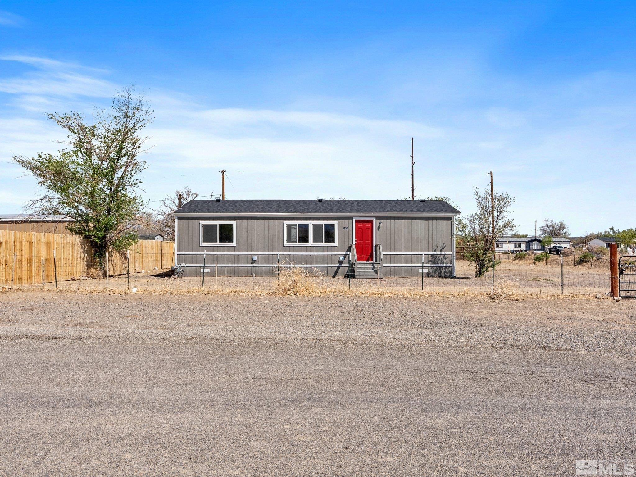 2600 Tonopah Property Photo