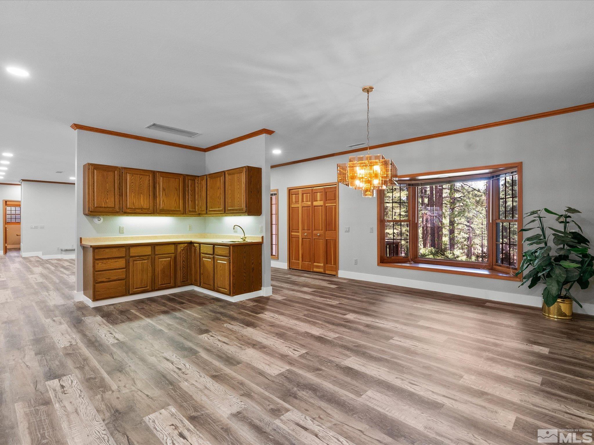 805 Yellow Pine Rd Property Photo 10