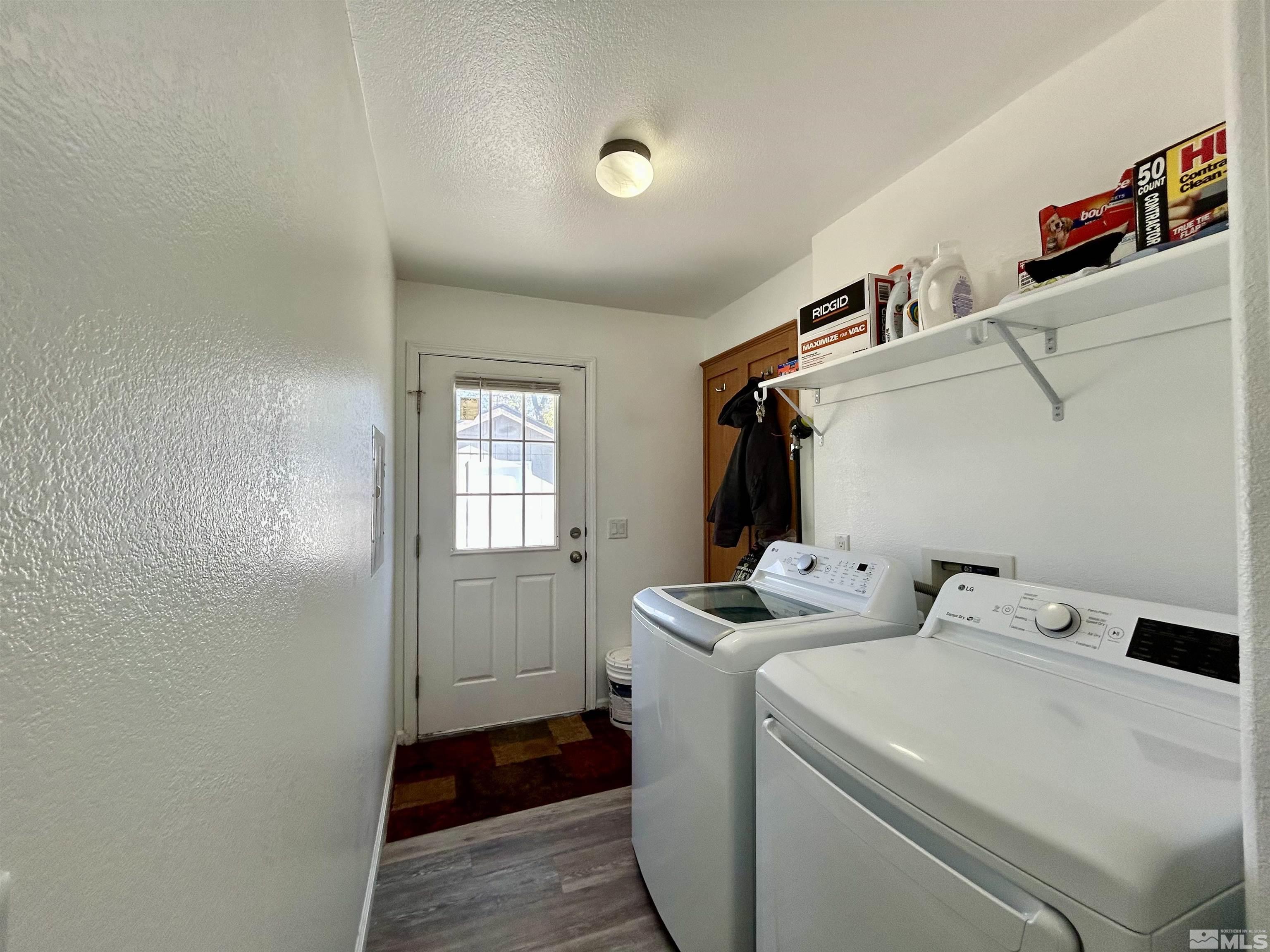 3365 Moon Ln Property Photo 12