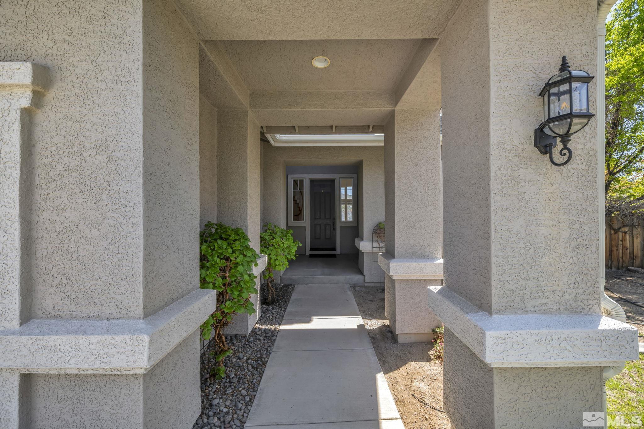 6464 Media Ct Property Photo 2