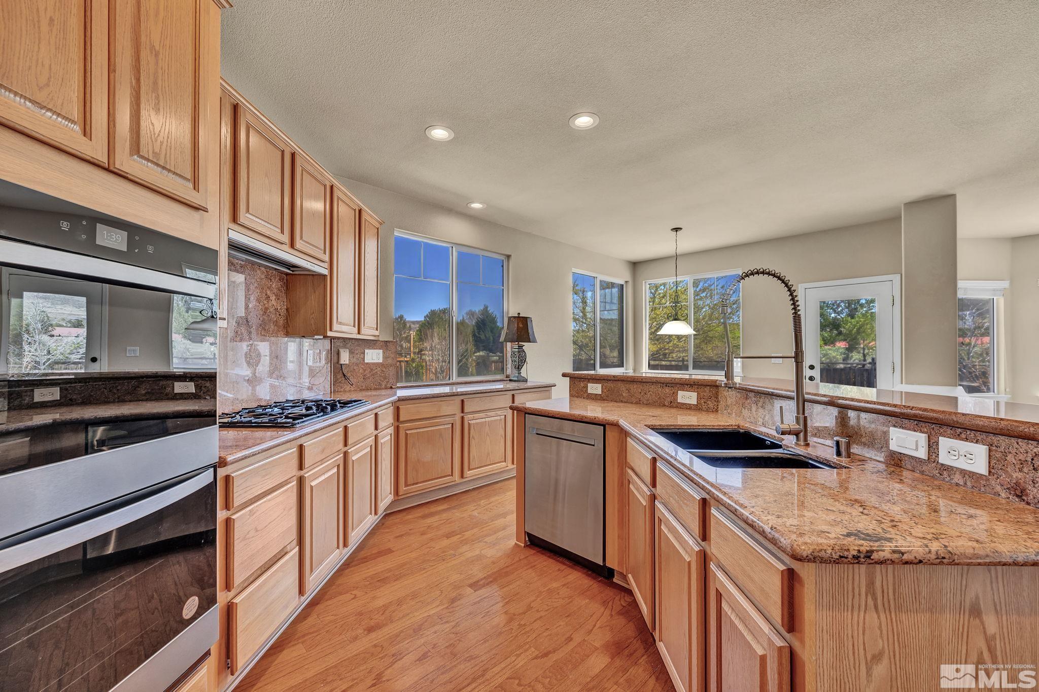 6464 Media Ct Property Photo 13