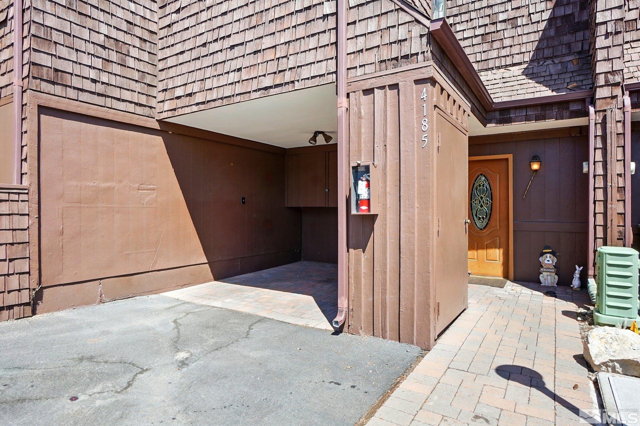 4185 Baker Ln Property Photo