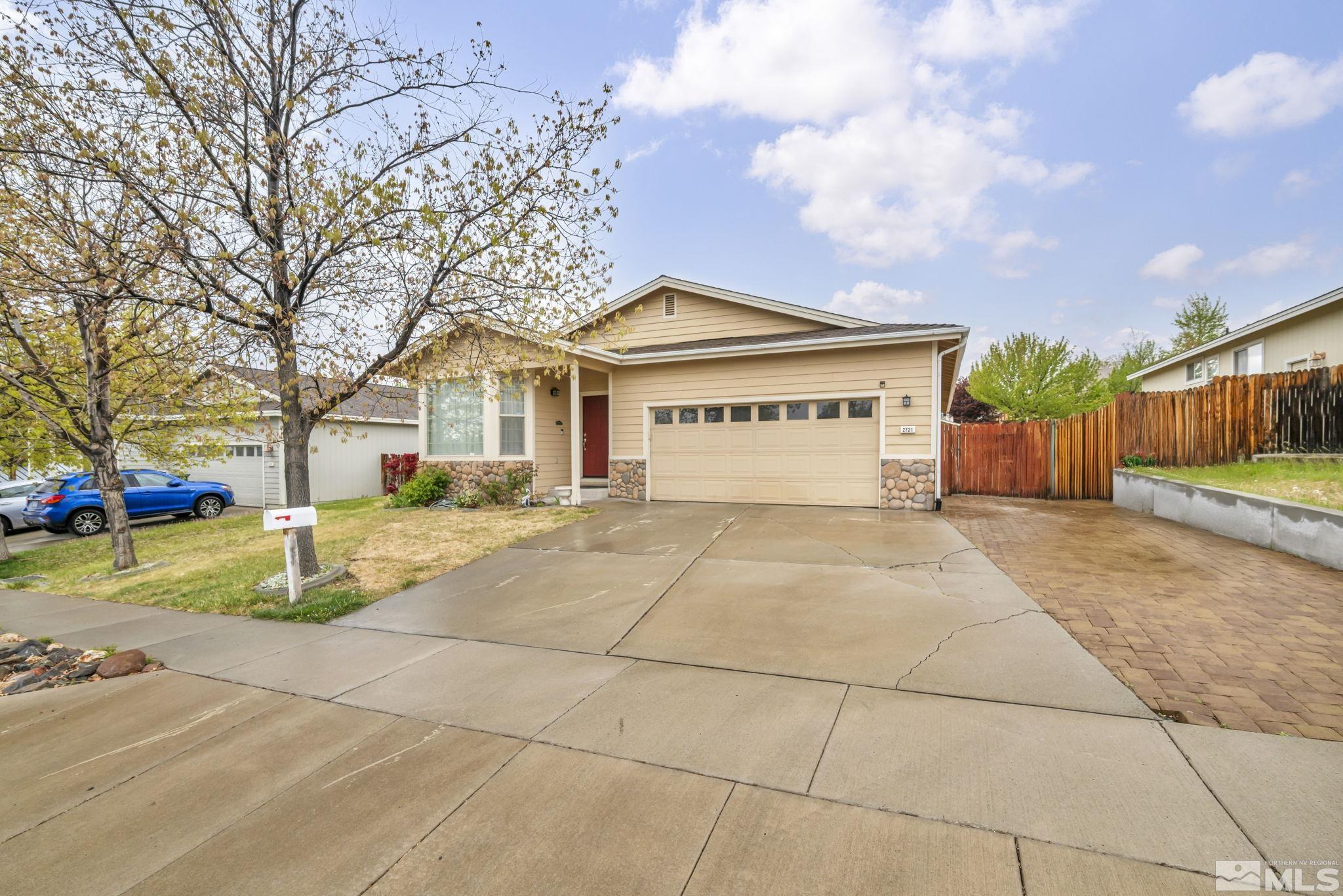 2721 Harding Way Property Photo