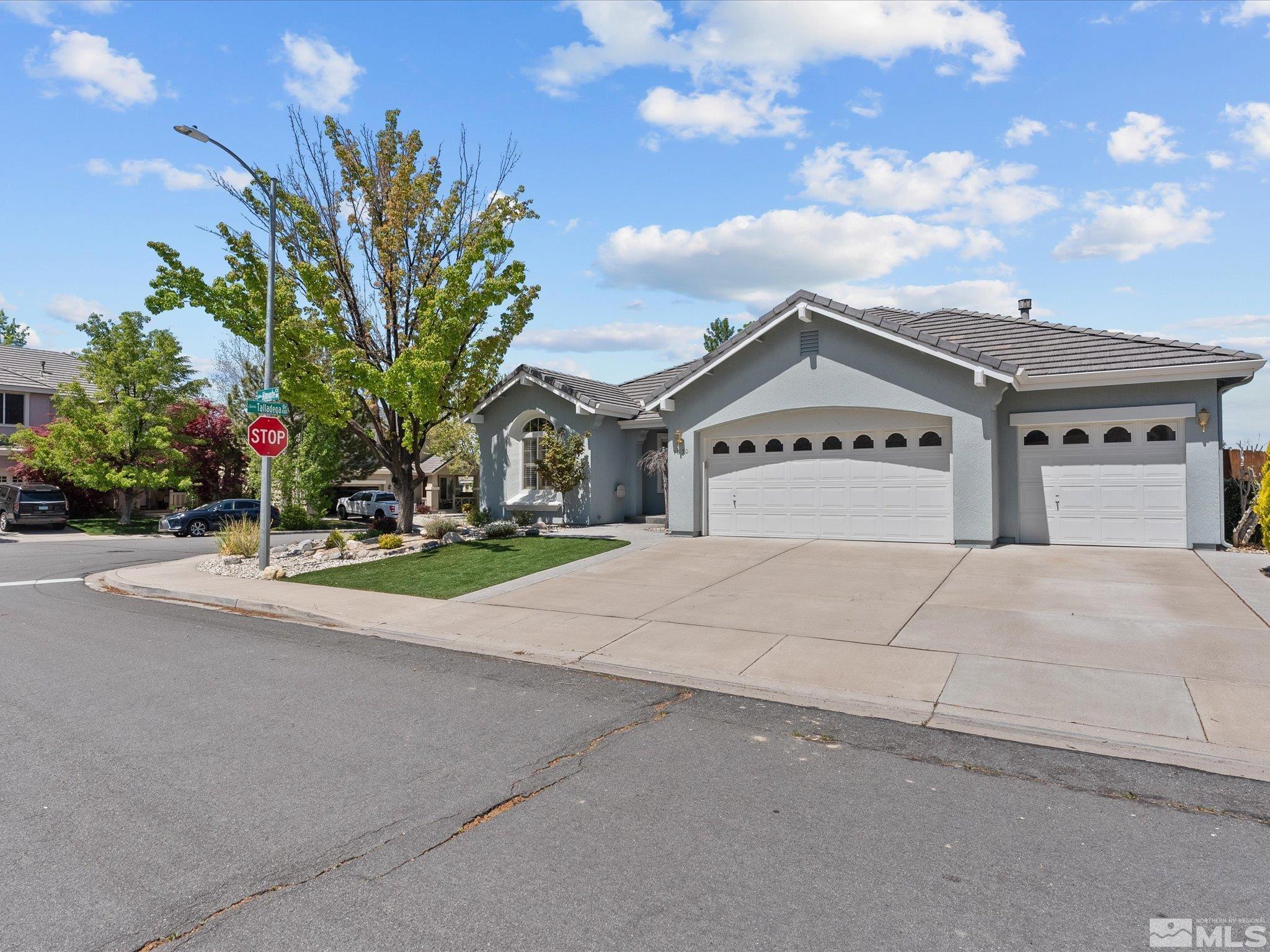 1850 Almonte Court Property Image