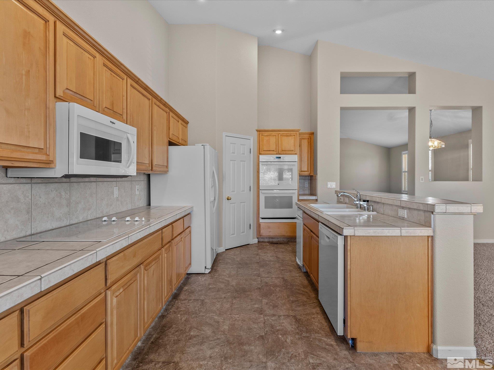 1850 Almonte Court Property Photo 14