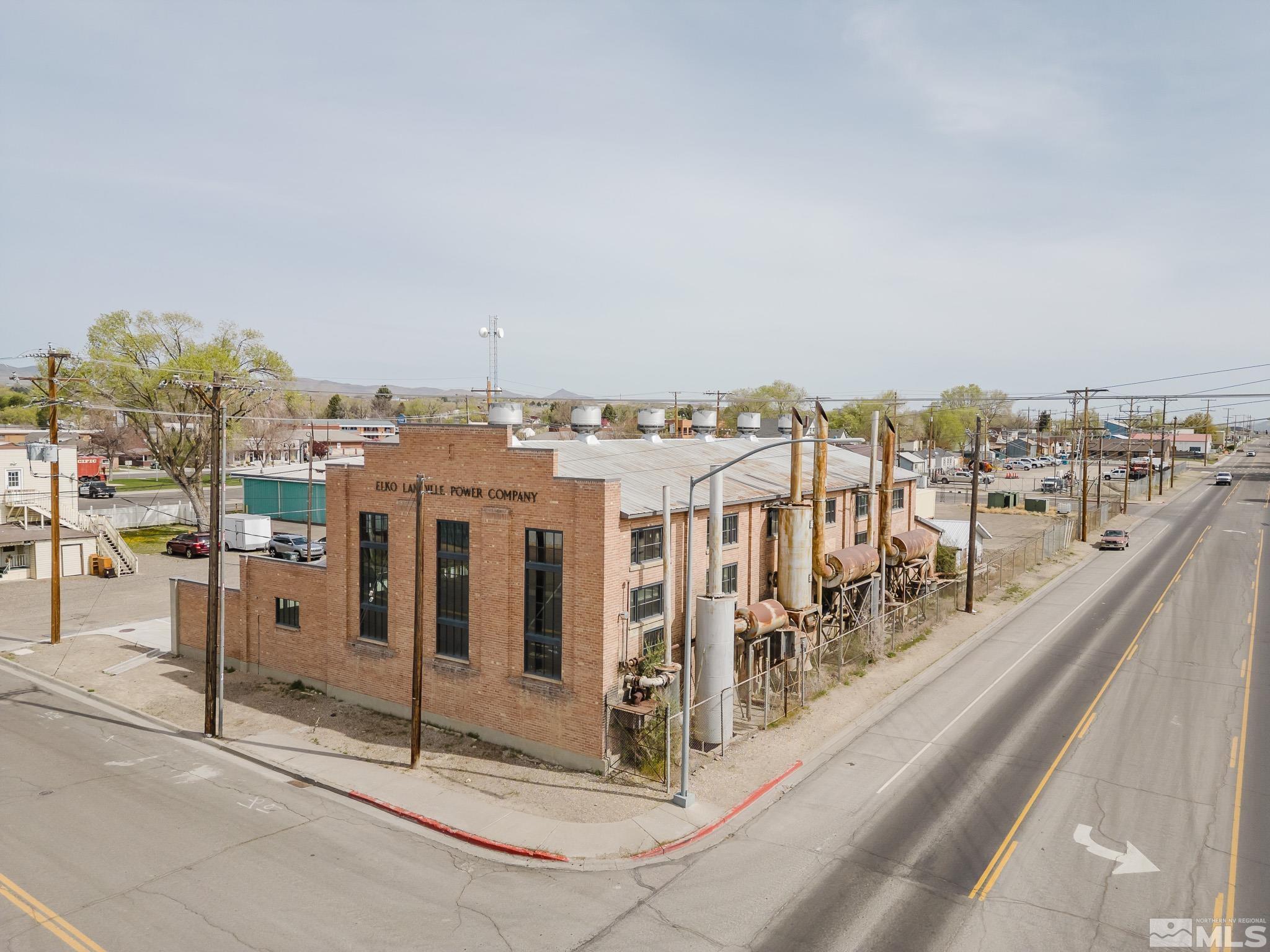 240 7th Street Property Photo 4