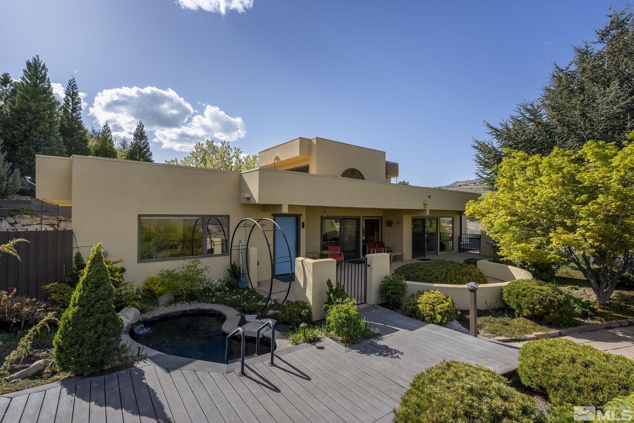 80 Mule Deer Court Property Photo 1