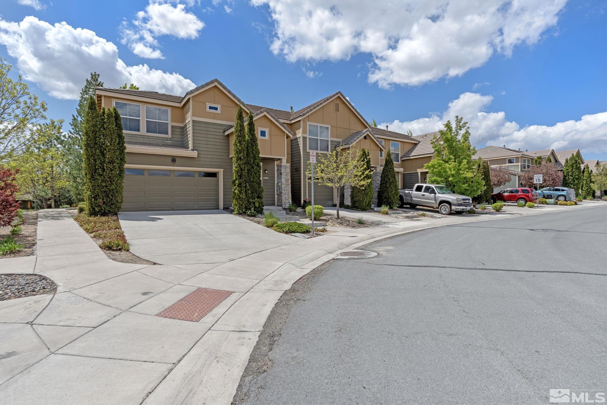 4845 Bougainvillea Circle Property Photo 4
