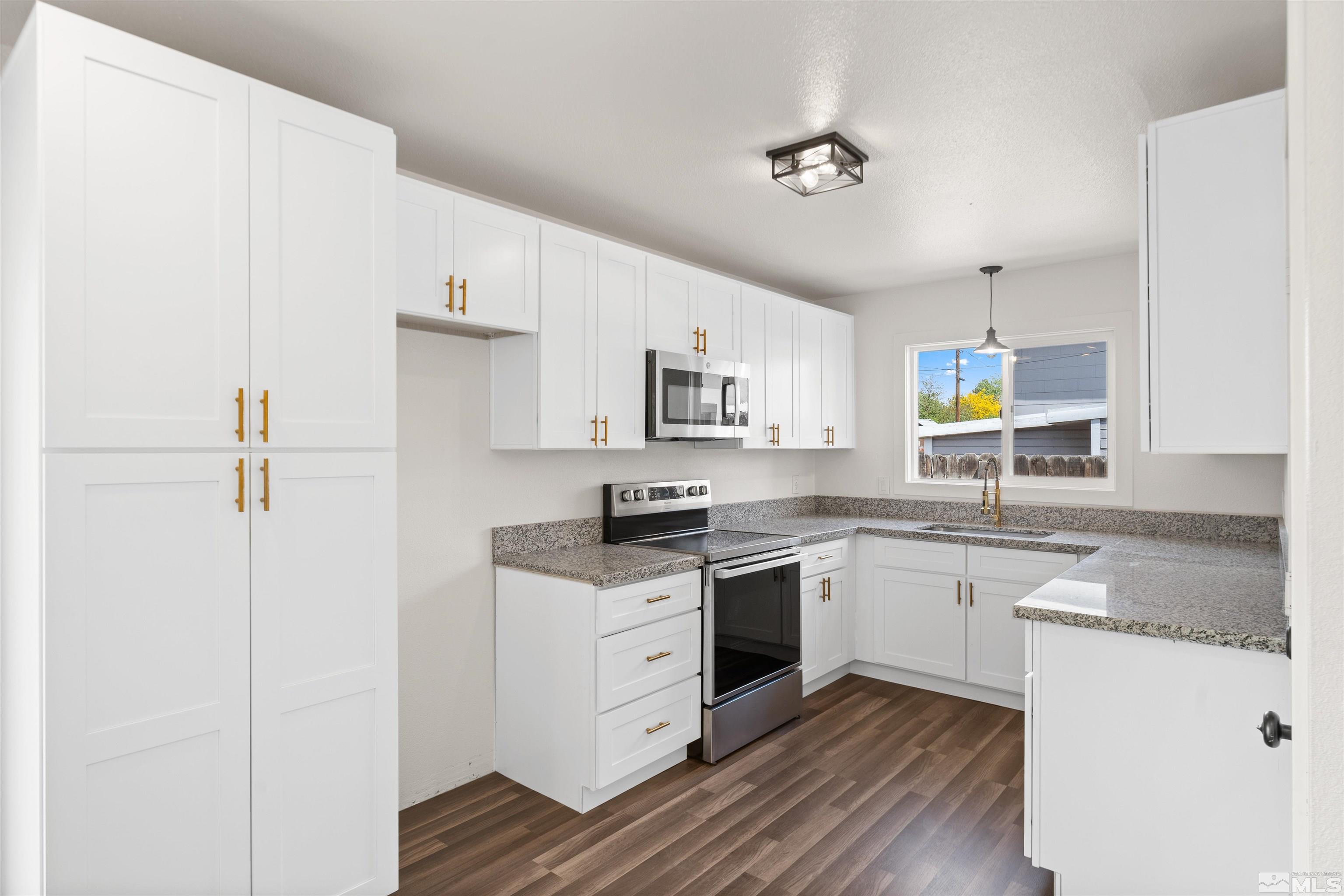 2345 Trident Way Property Photo