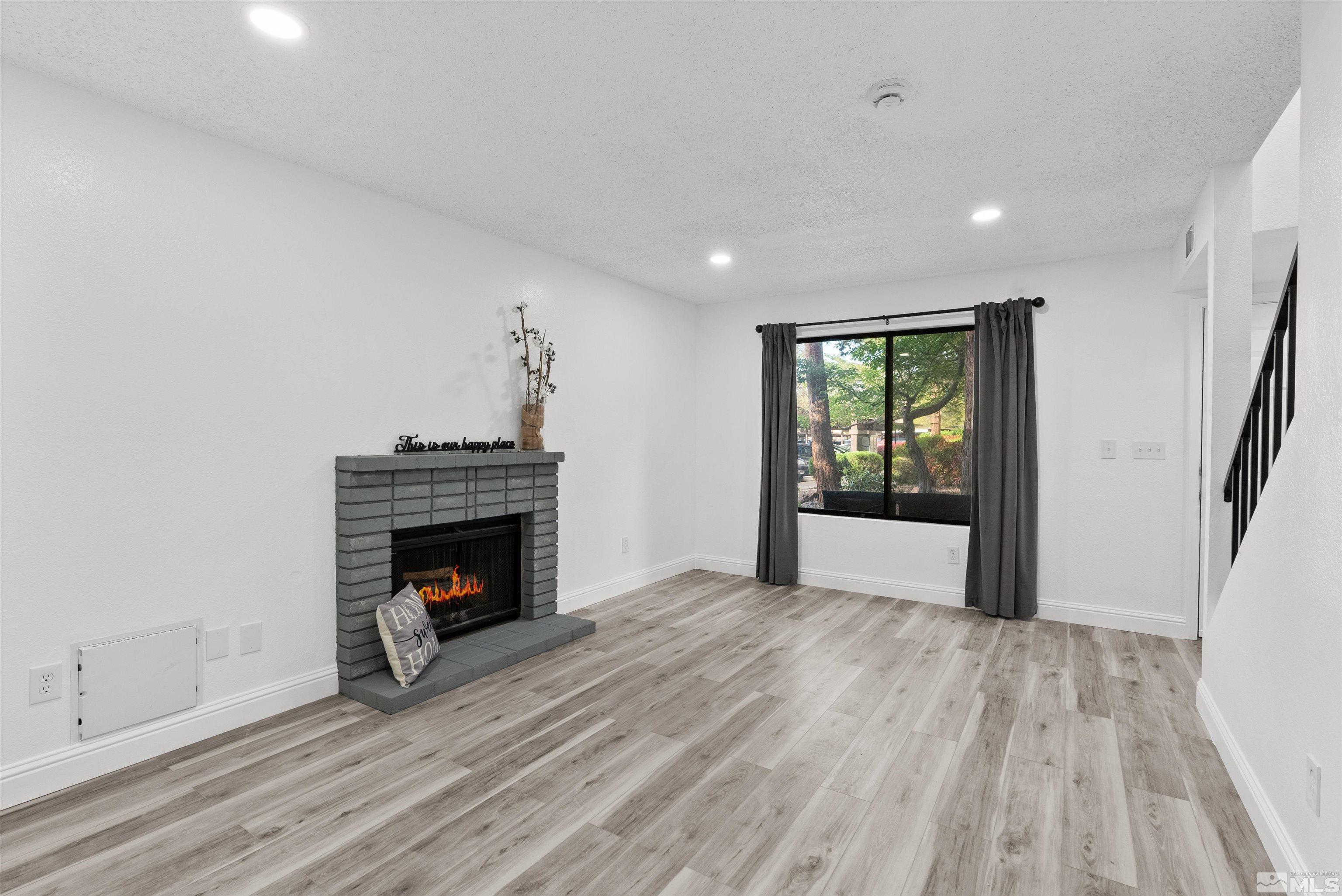 4580 Matich Dr. Property Photo 1