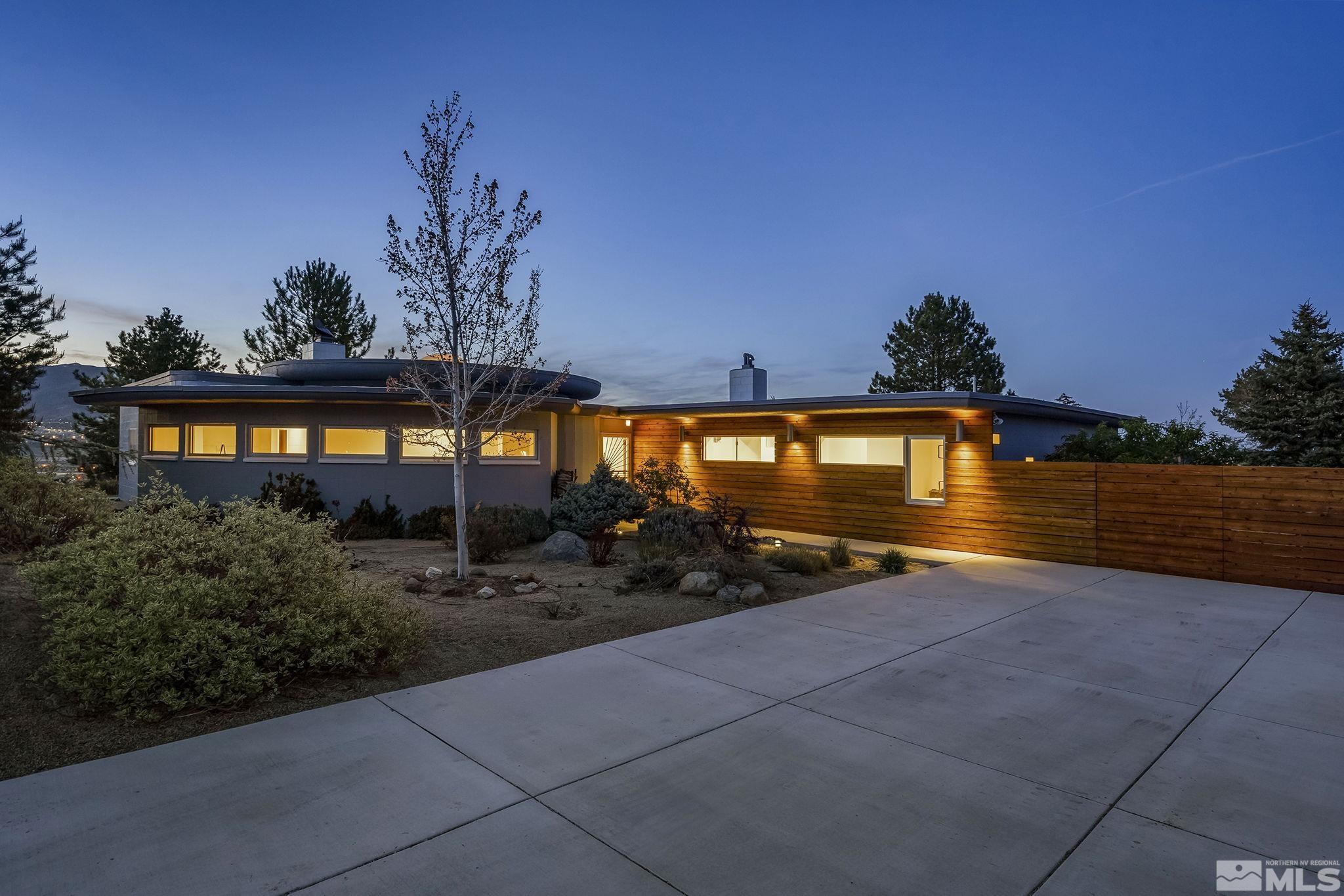2040 Scharr Circle Property Photo 1